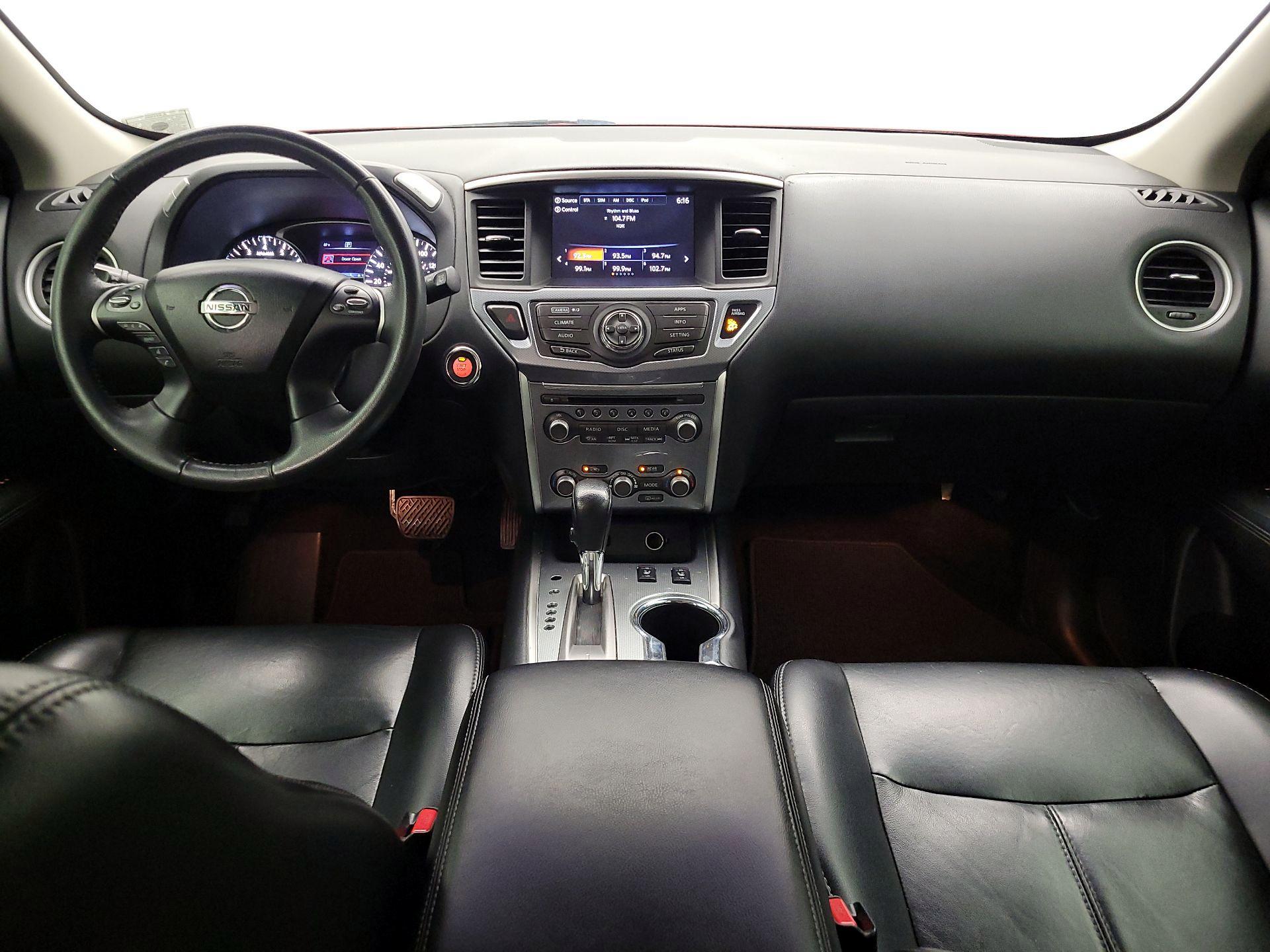 Thumbnail: 2017 Nissan Pathfinder - 9
