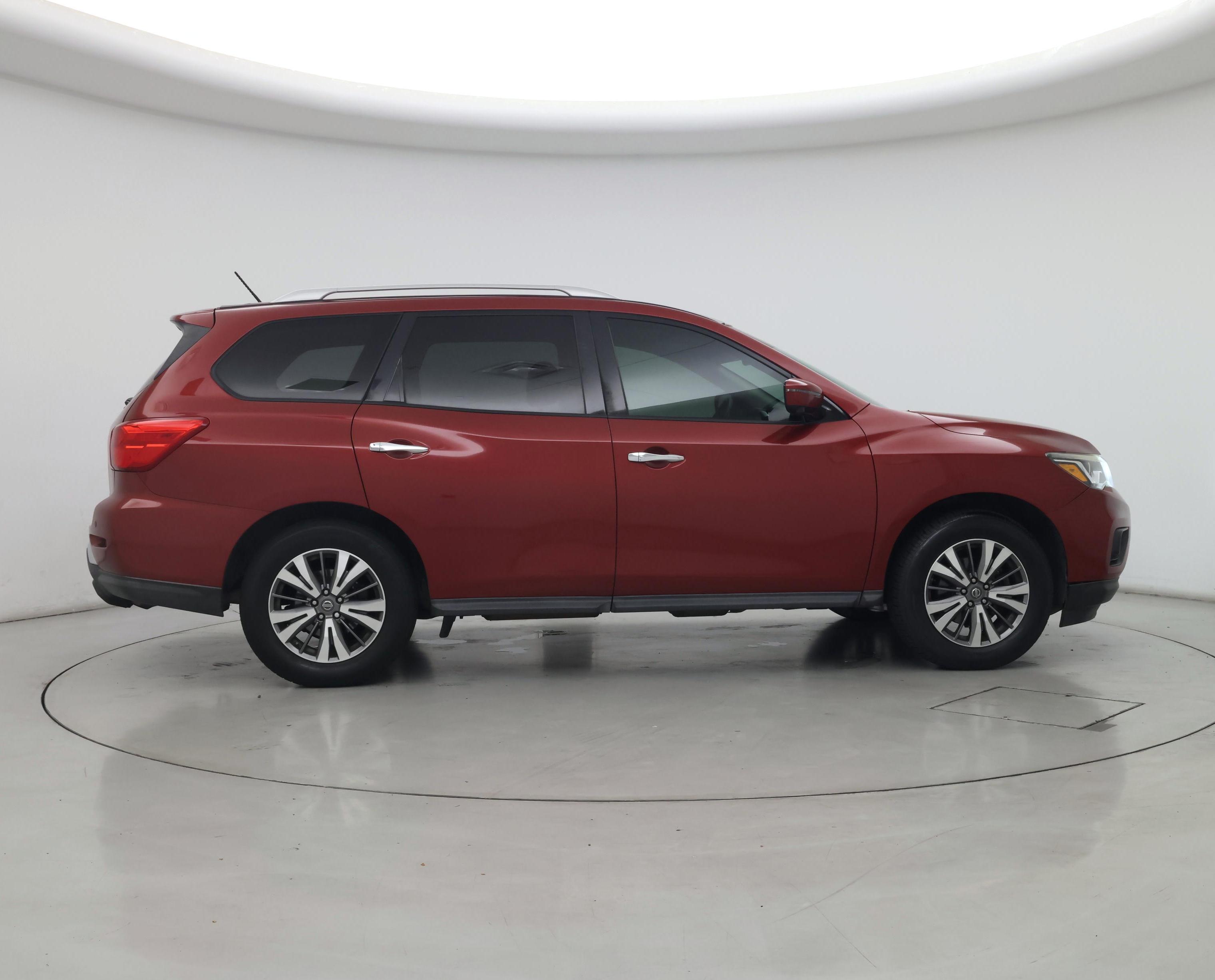 Thumbnail: 2017 Nissan Pathfinder - 7
