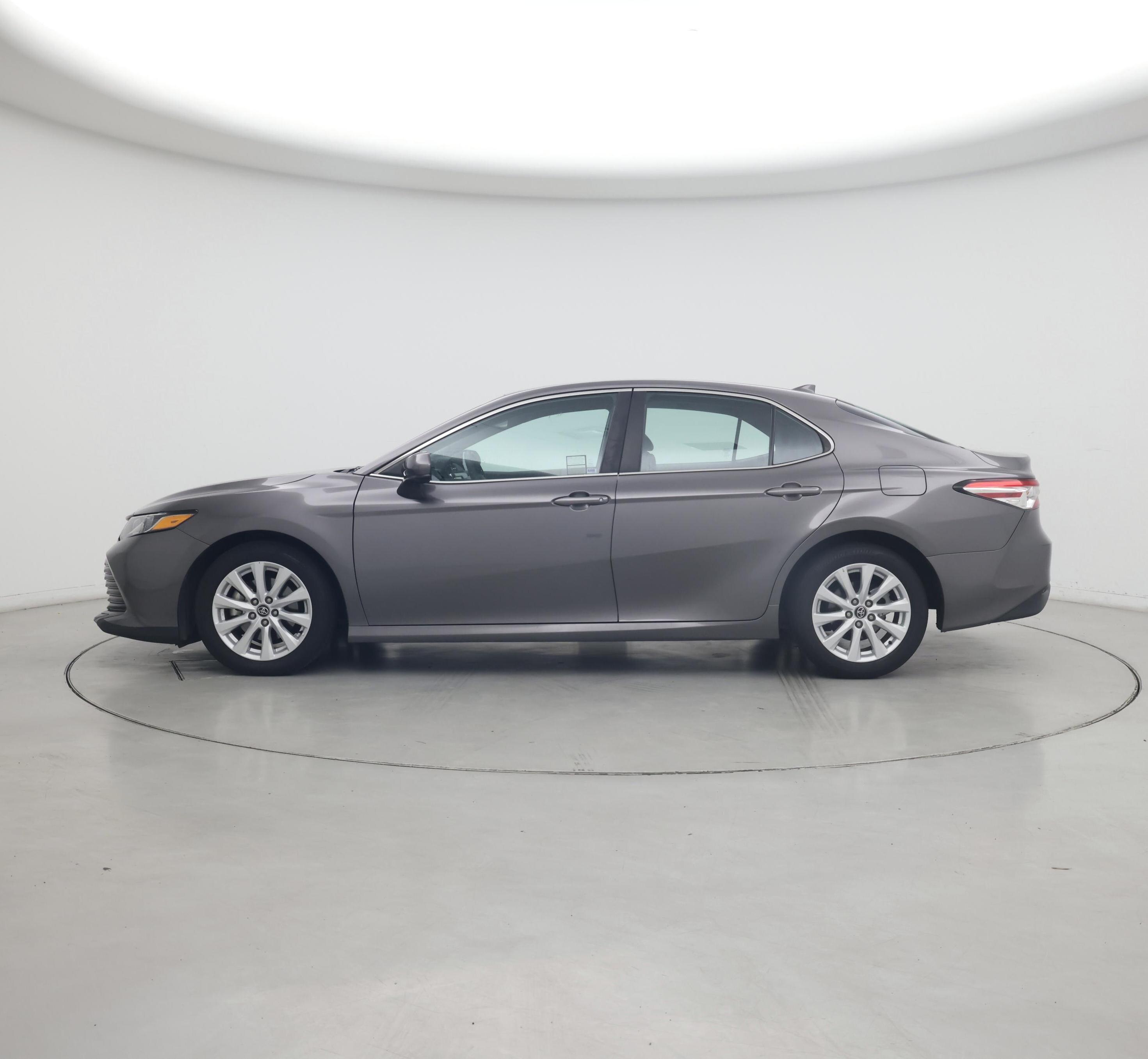 Thumbnail: 2020 Toyota Camry - 3