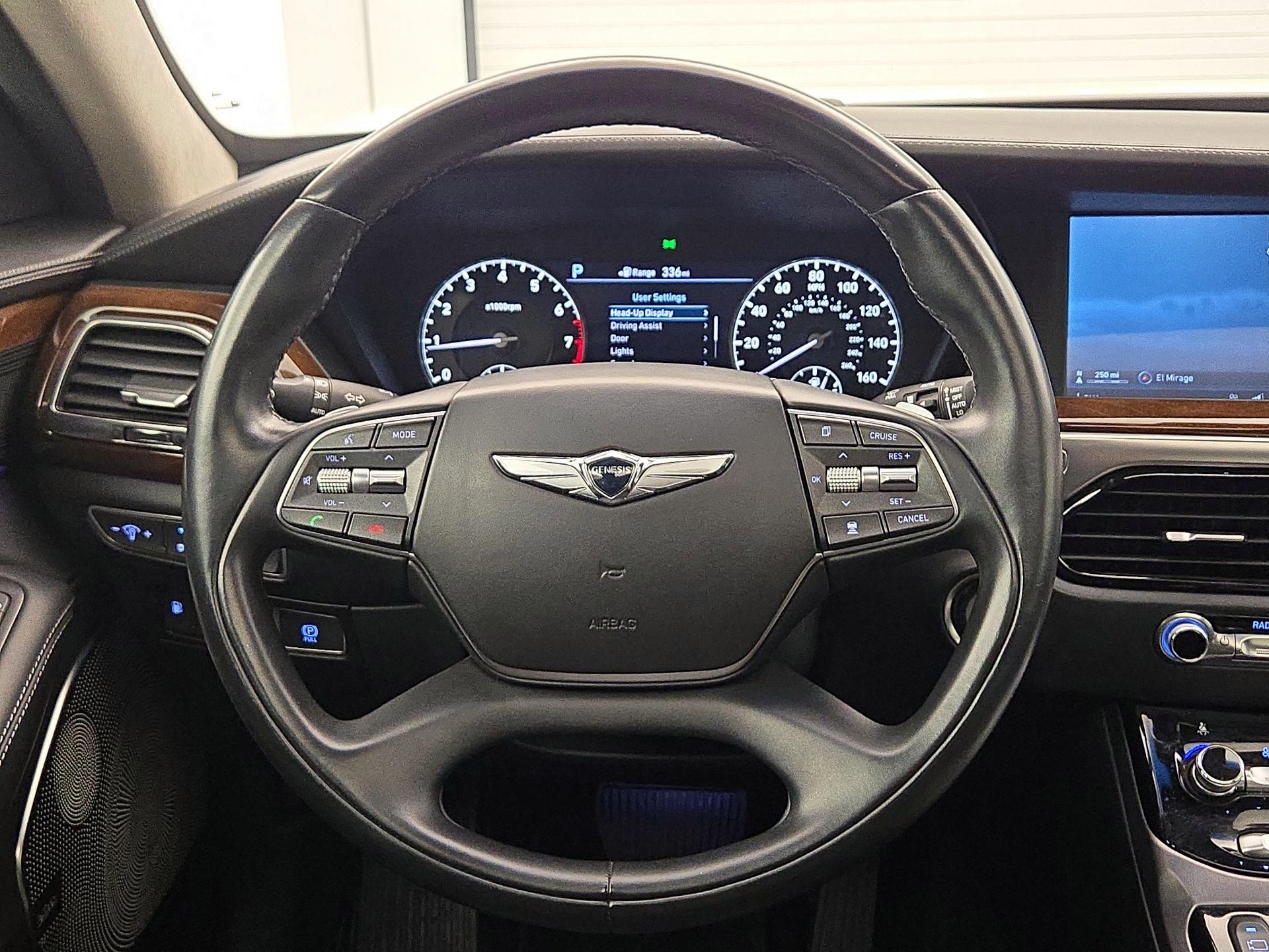 Thumbnail: 2019 Genesis G90 - 10