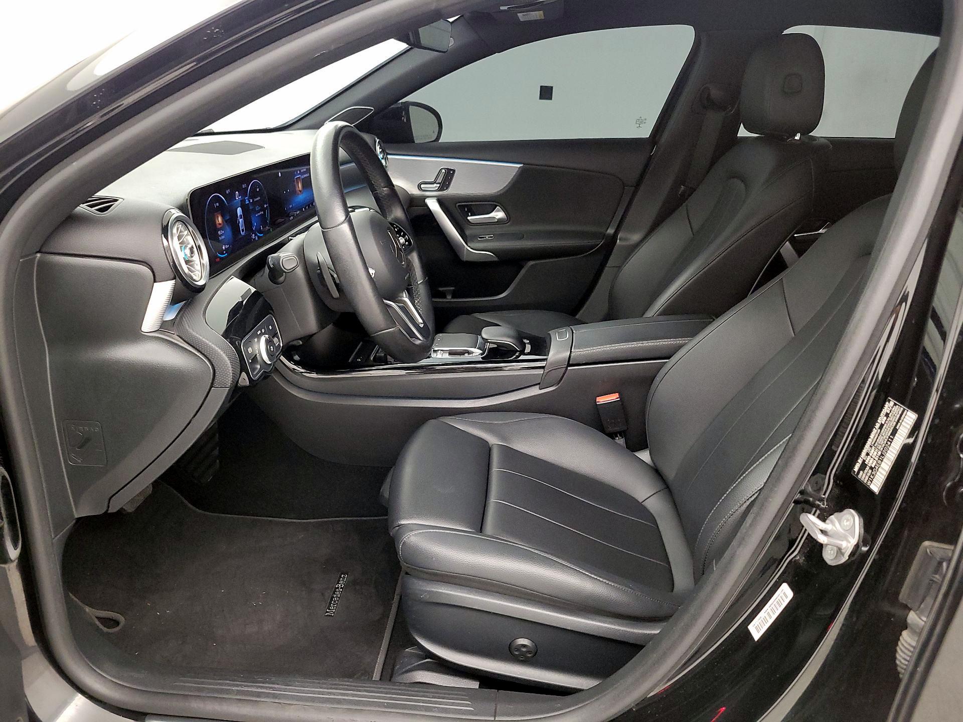 Thumbnail: 2020 Mercedes-Benz A-Class - 11