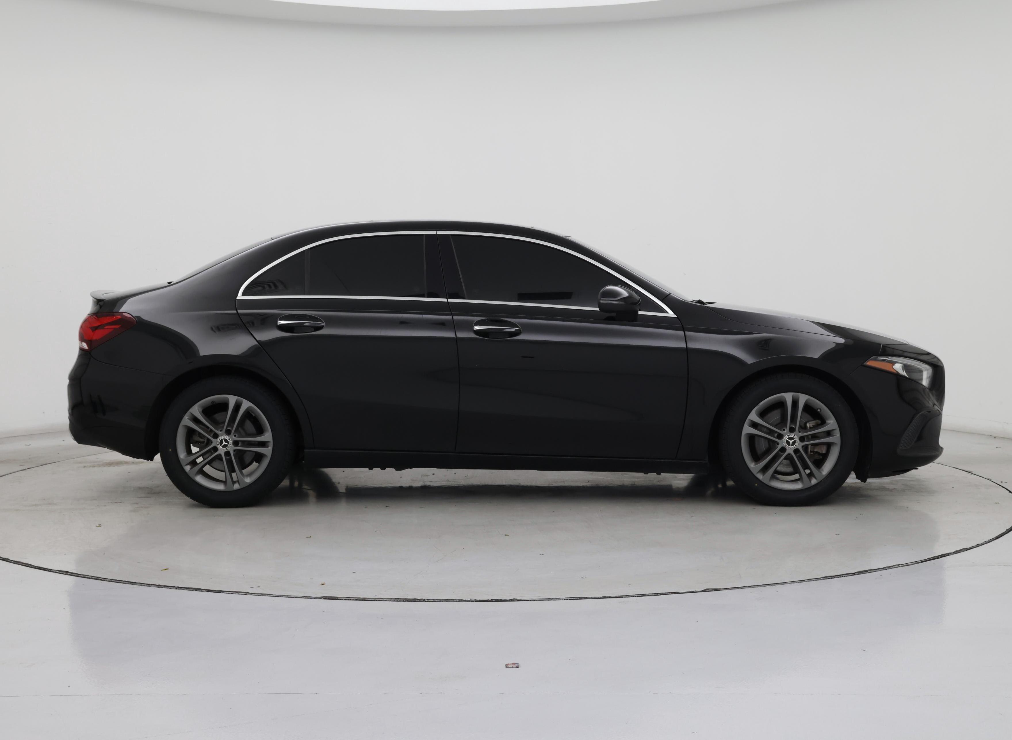 Thumbnail: 2020 Mercedes-Benz A-Class - 7