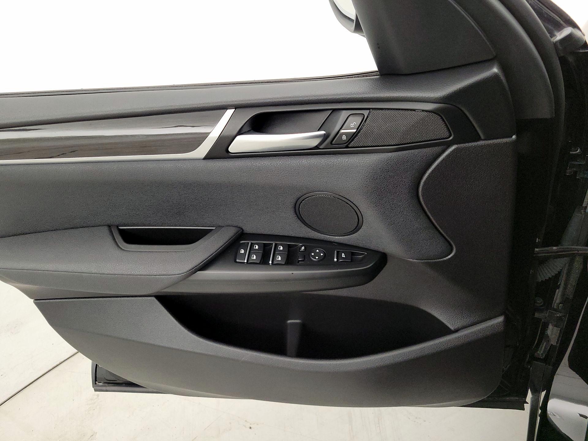 Thumbnail: 2017 BMW X3 - 12