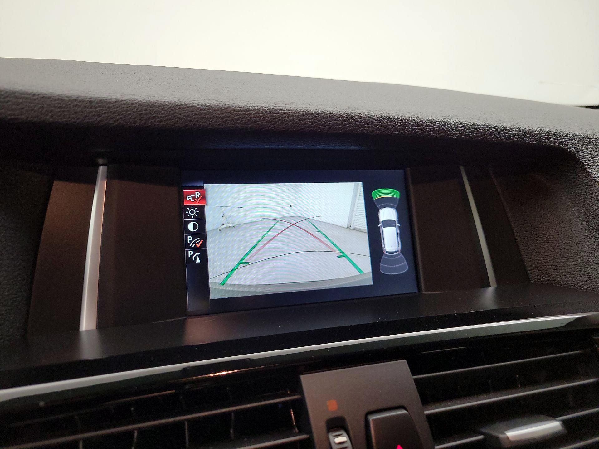 Thumbnail: 2017 BMW X3 - 14