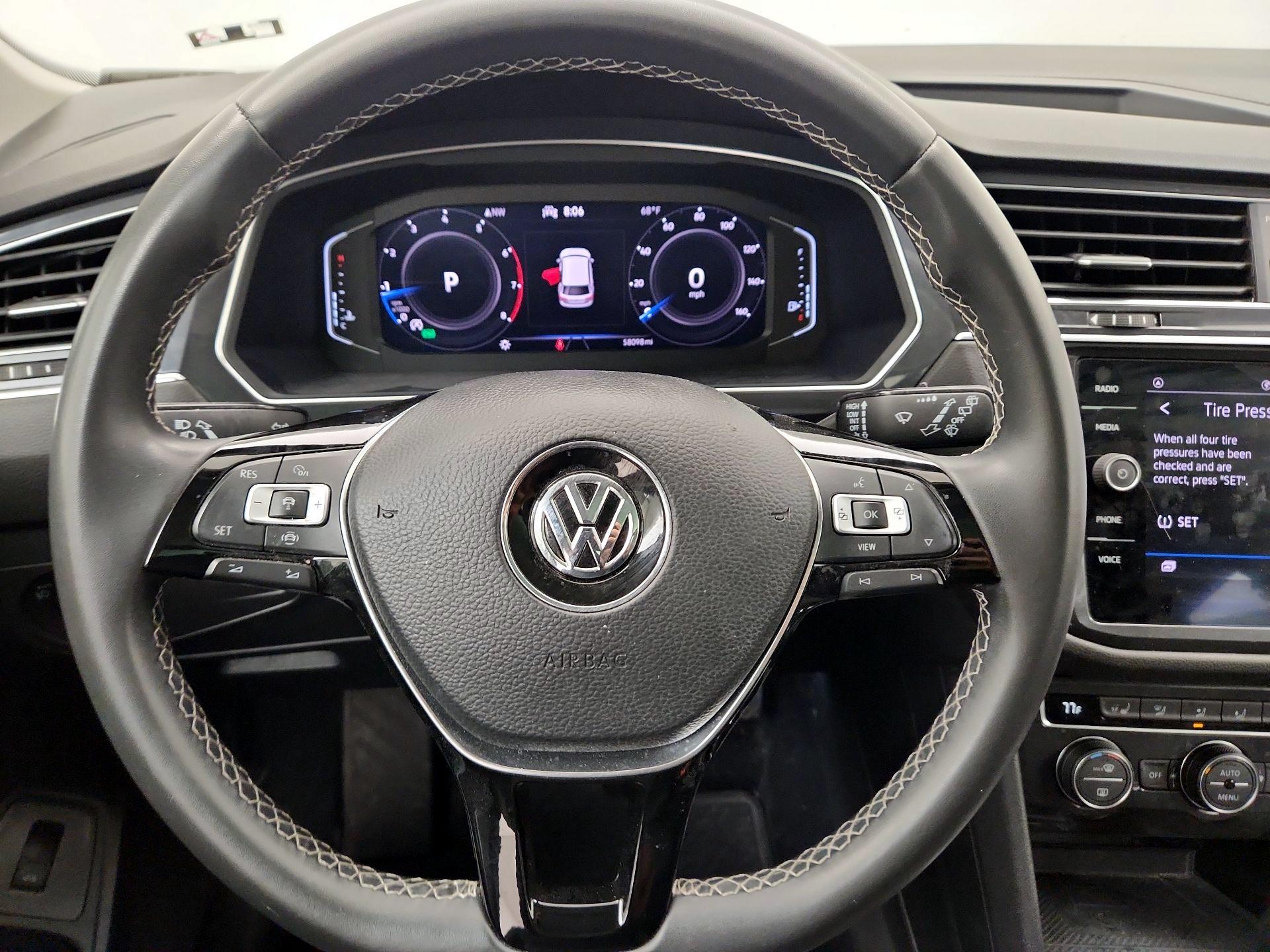 Thumbnail: 2021 Volkswagen Tiguan - 10