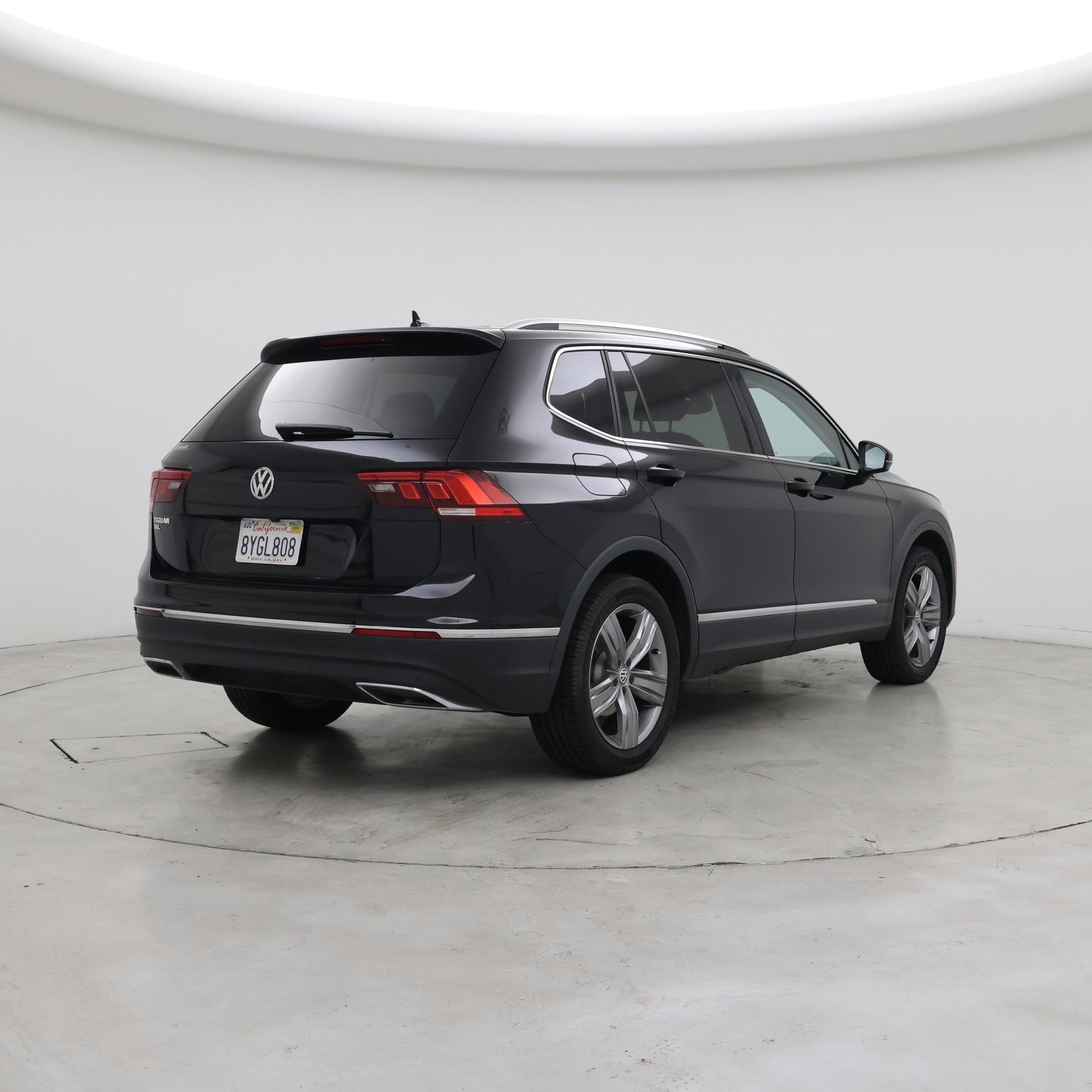 Thumbnail: 2021 Volkswagen Tiguan - 8