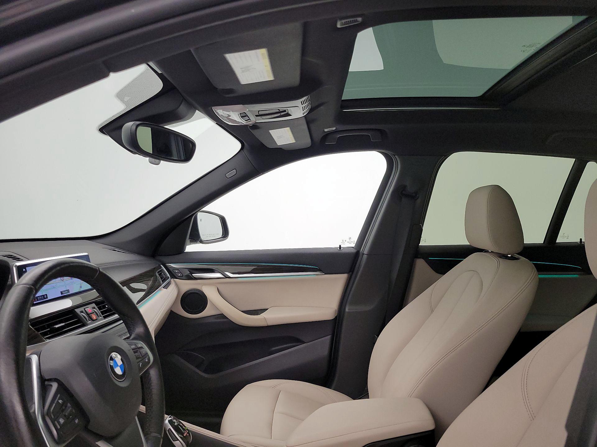 Thumbnail: 2022 BMW X1 - 20