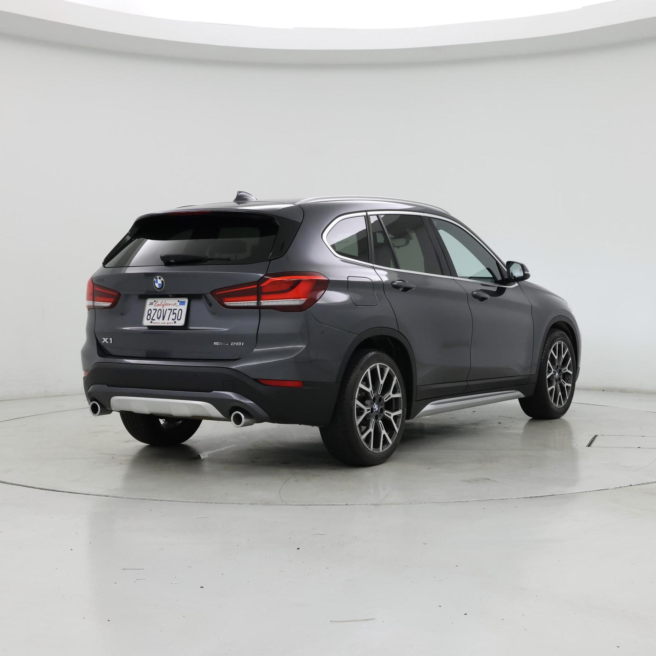 Thumbnail: 2022 BMW X1 - 8
