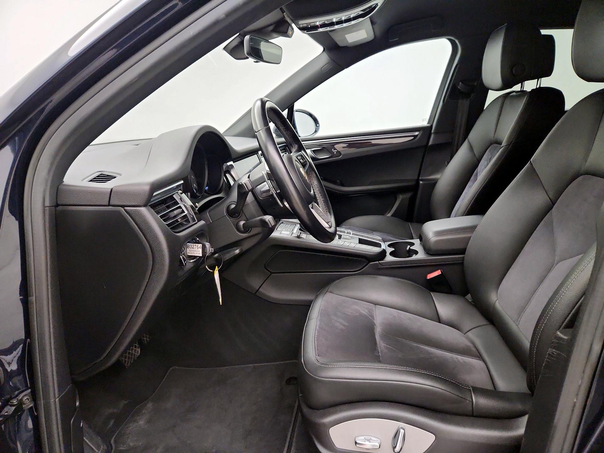 Thumbnail: 2019 Porsche Macan - 11