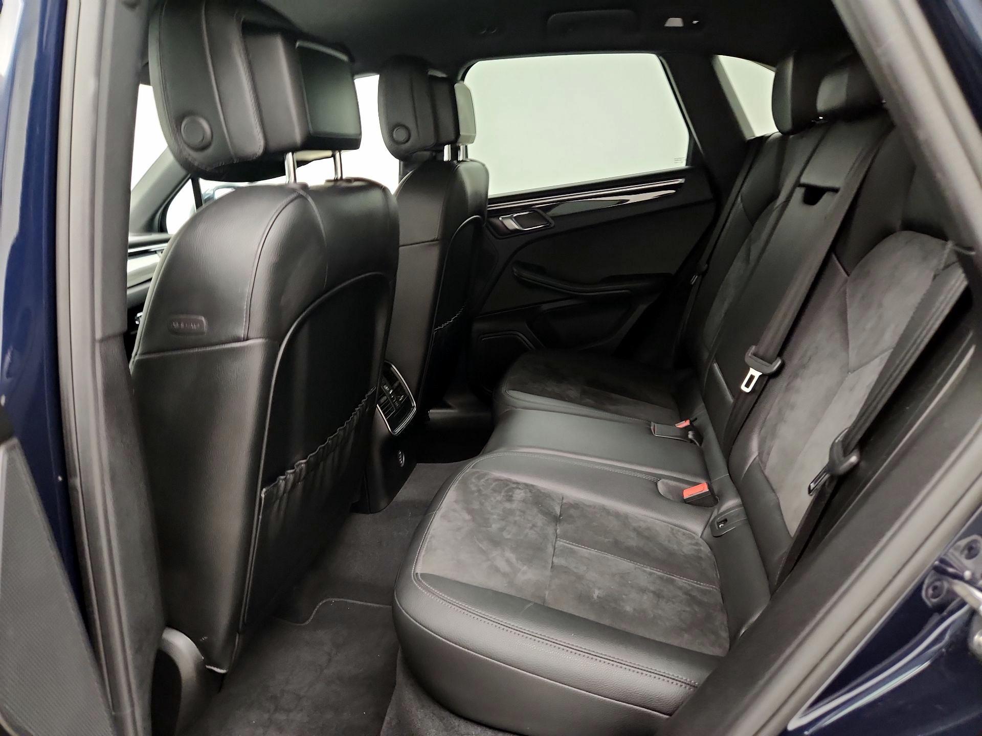 Thumbnail: 2019 Porsche Macan - 20
