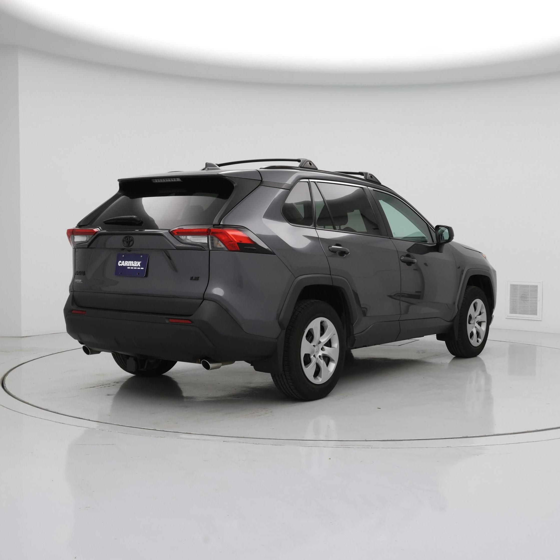 Thumbnail: 2021 Toyota RAV4 - 8
