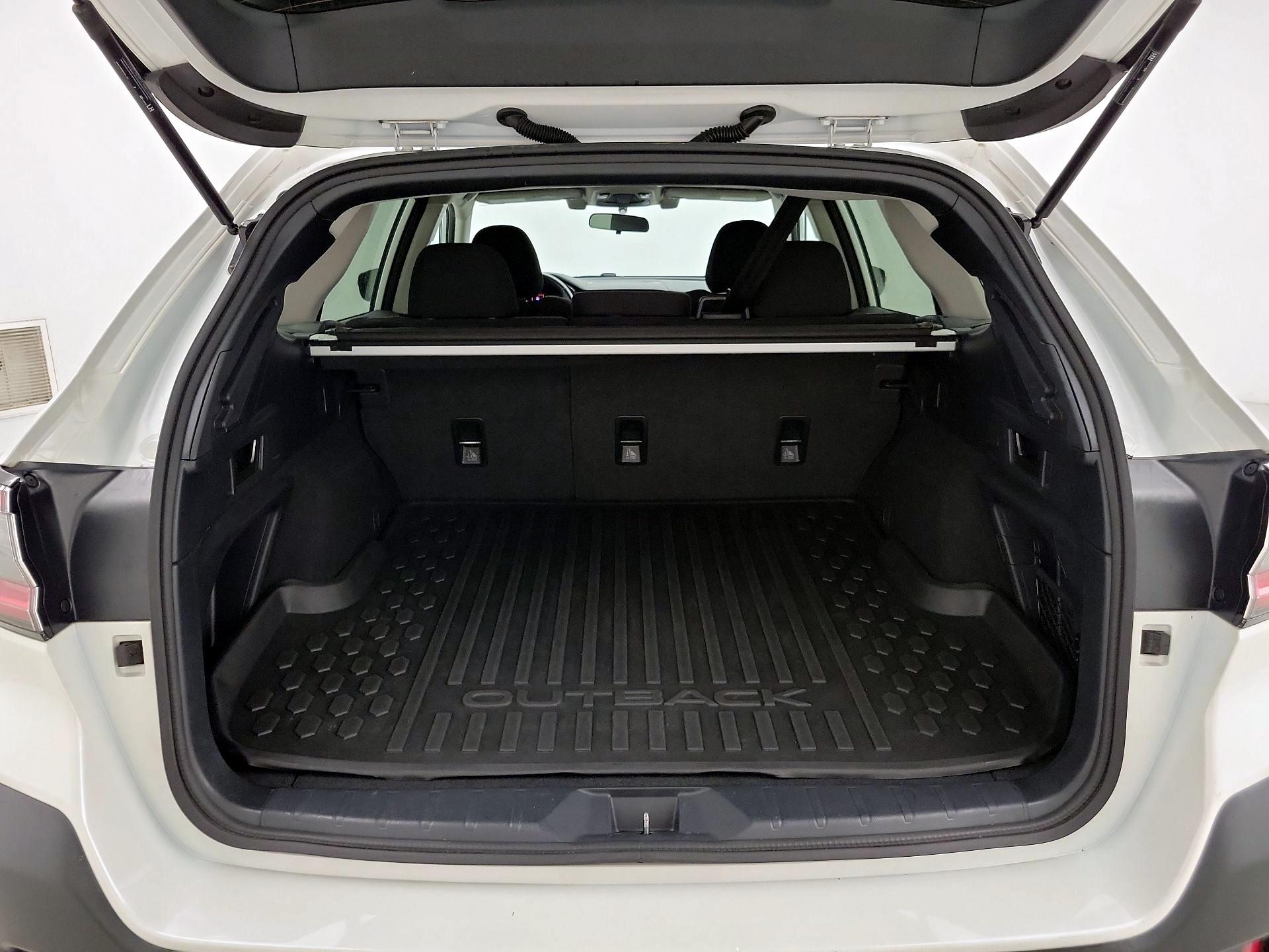 Thumbnail: 2022 Subaru Outback - 20