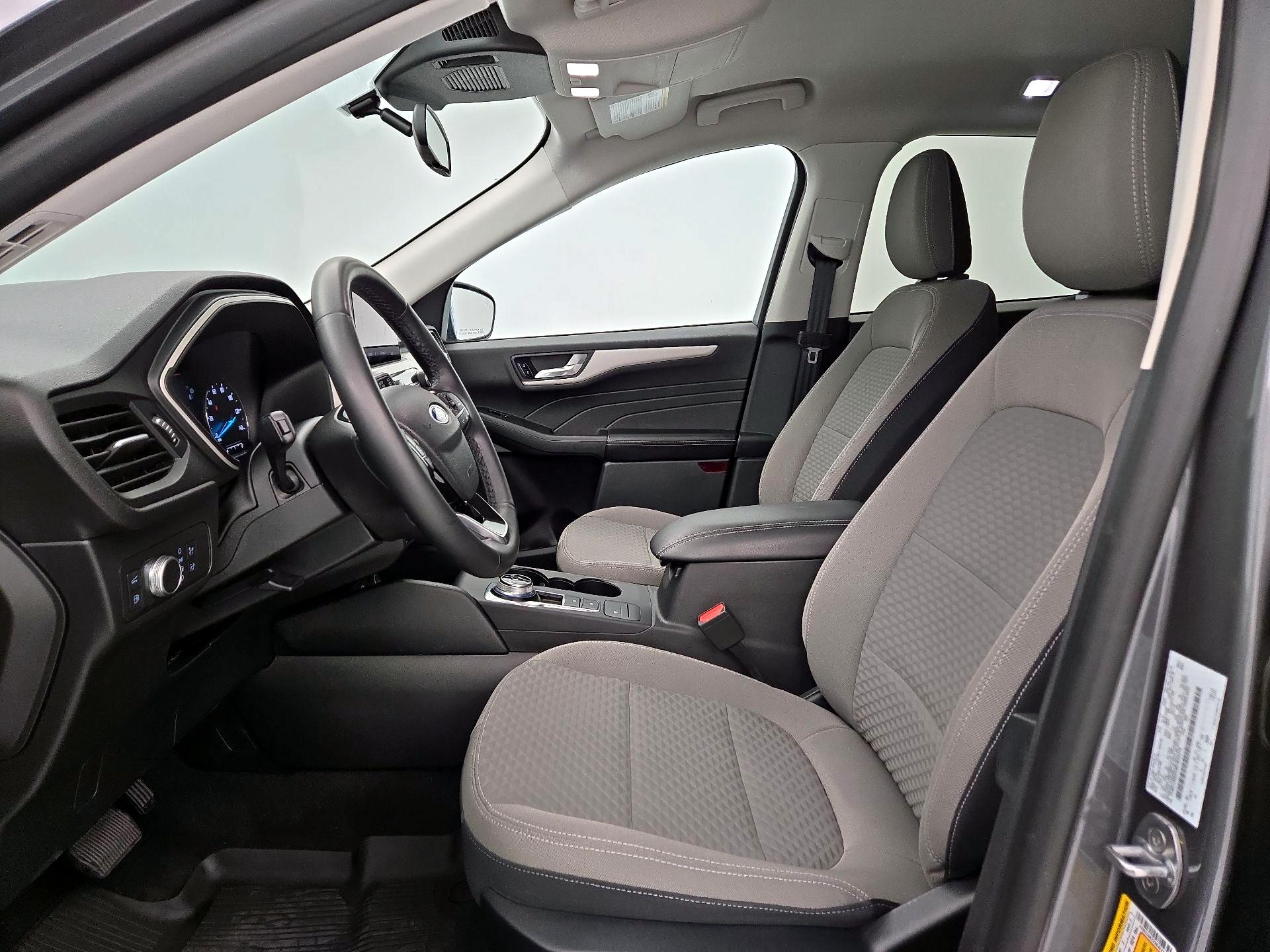 Thumbnail: 2021 Ford Escape - 11