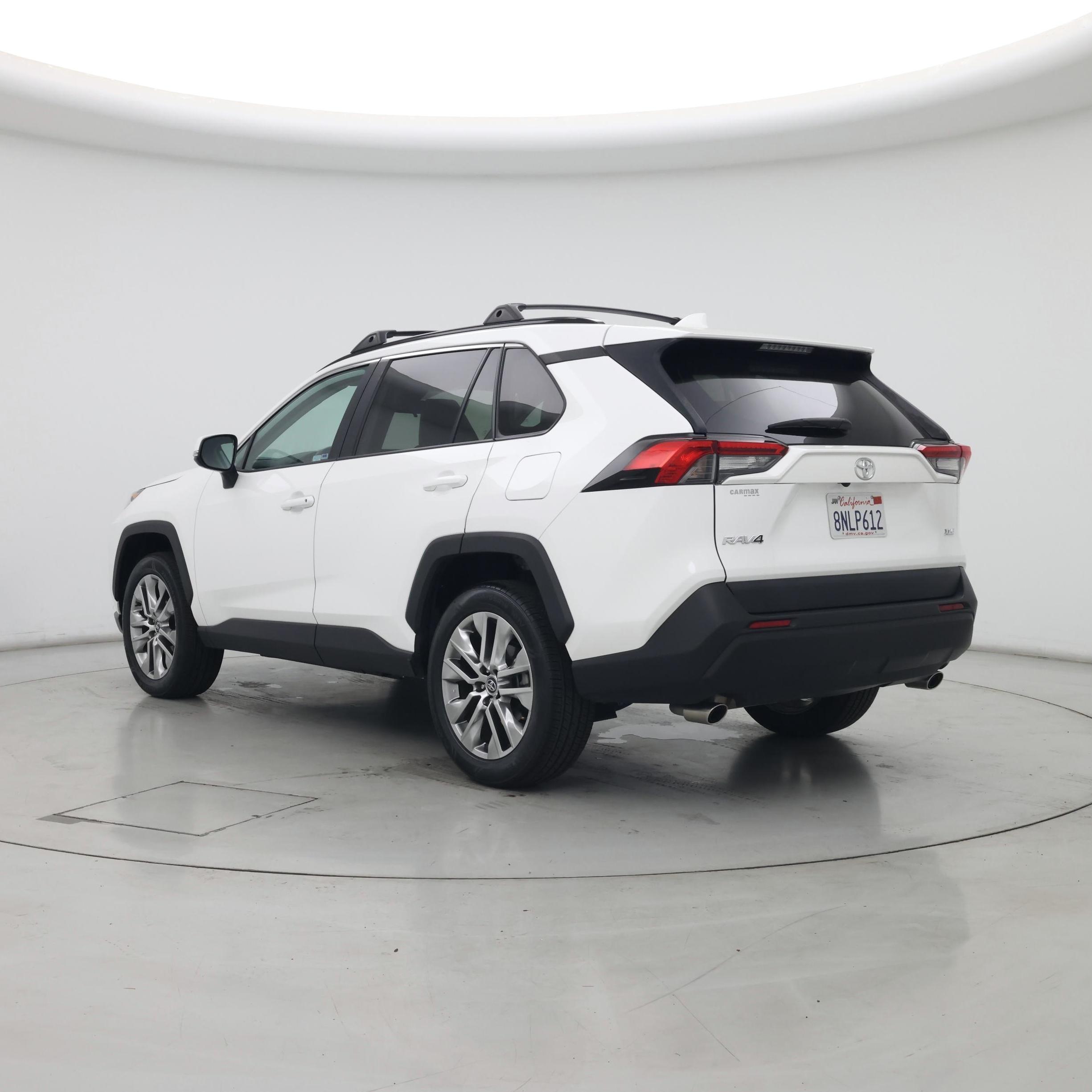 Thumbnail: 2020 Toyota RAV4 - 2