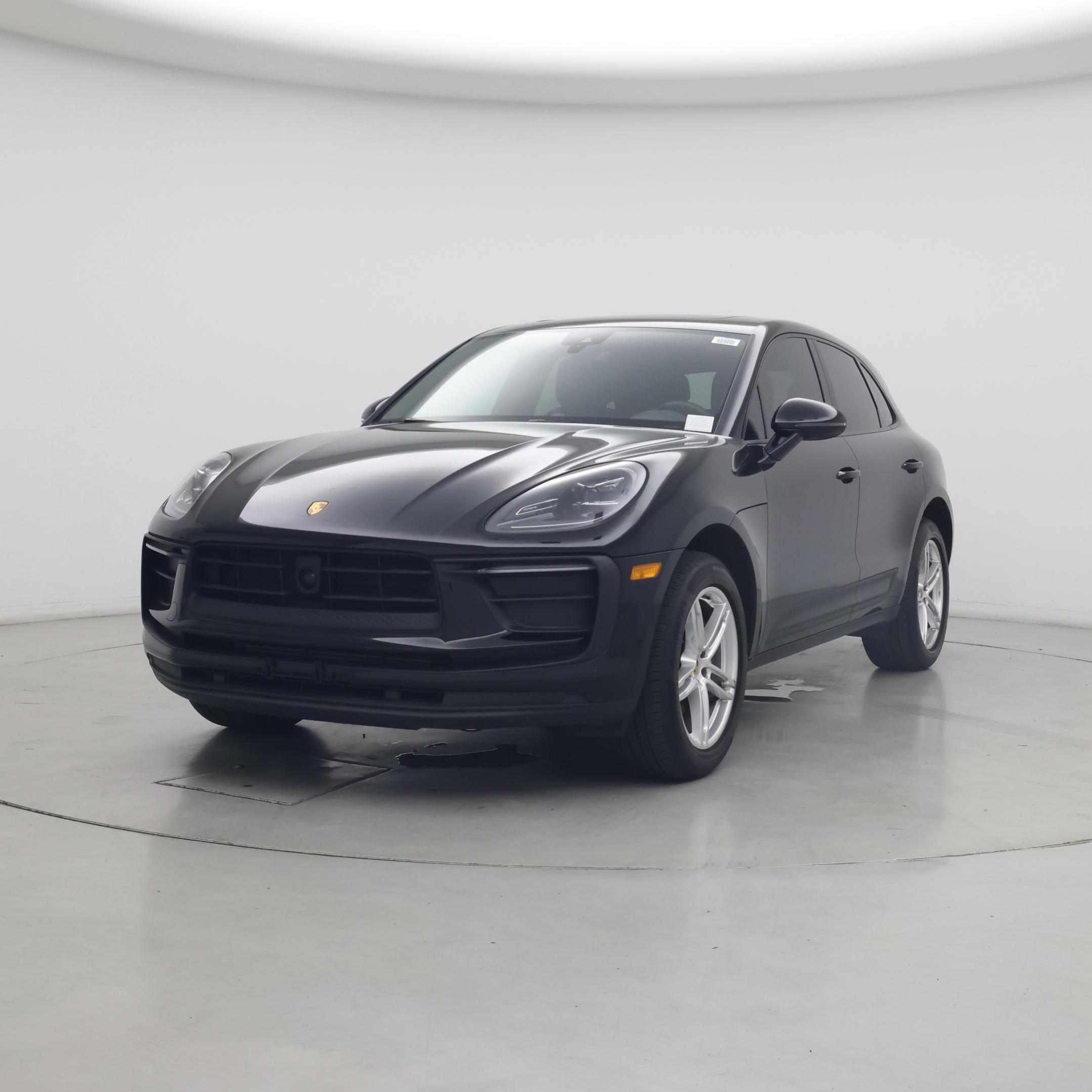 Thumbnail: 2023 Porsche Macan - 4