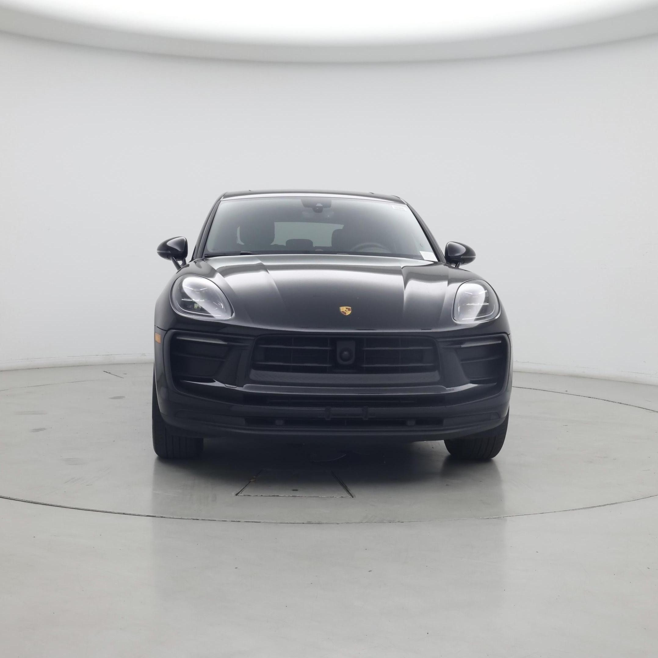 Thumbnail: 2023 Porsche Macan - 5
