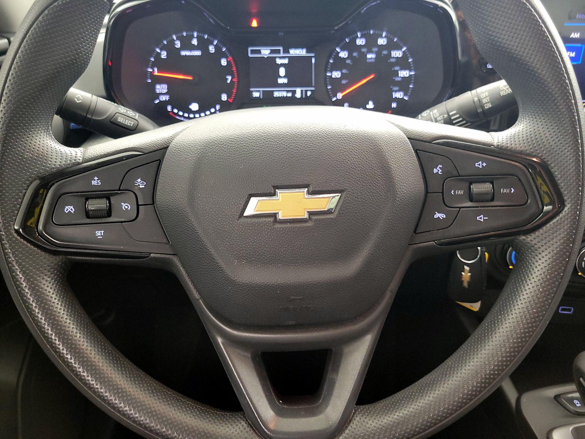 Thumbnail: 2024 Chevrolet Trax - 10