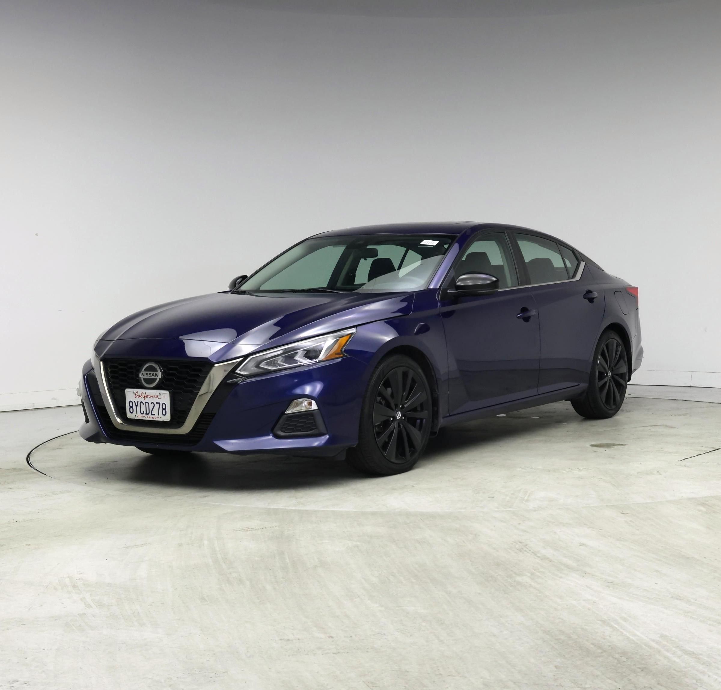 Thumbnail: 2021 Nissan Altima - 4