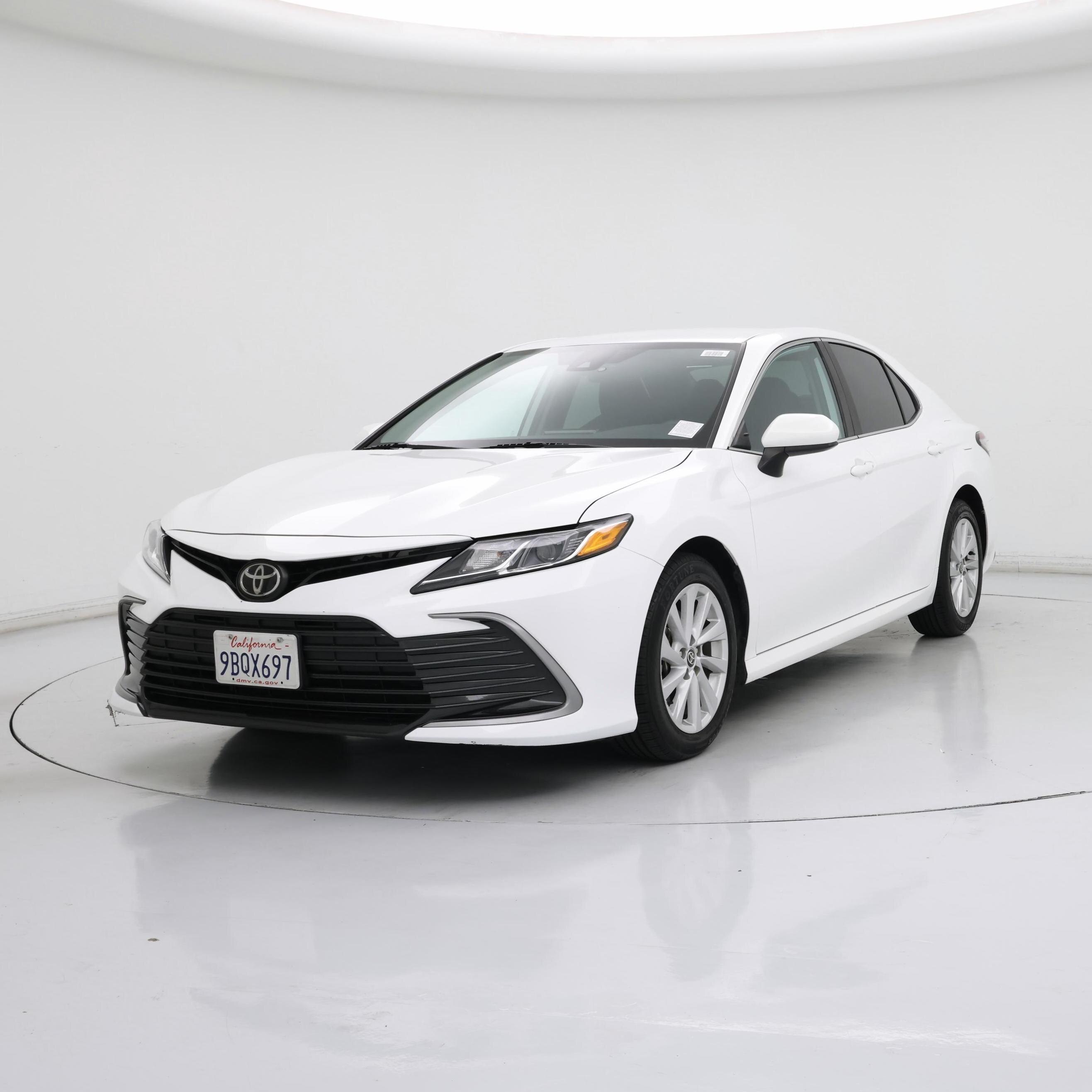 Thumbnail: 2022 Toyota Camry - 4
