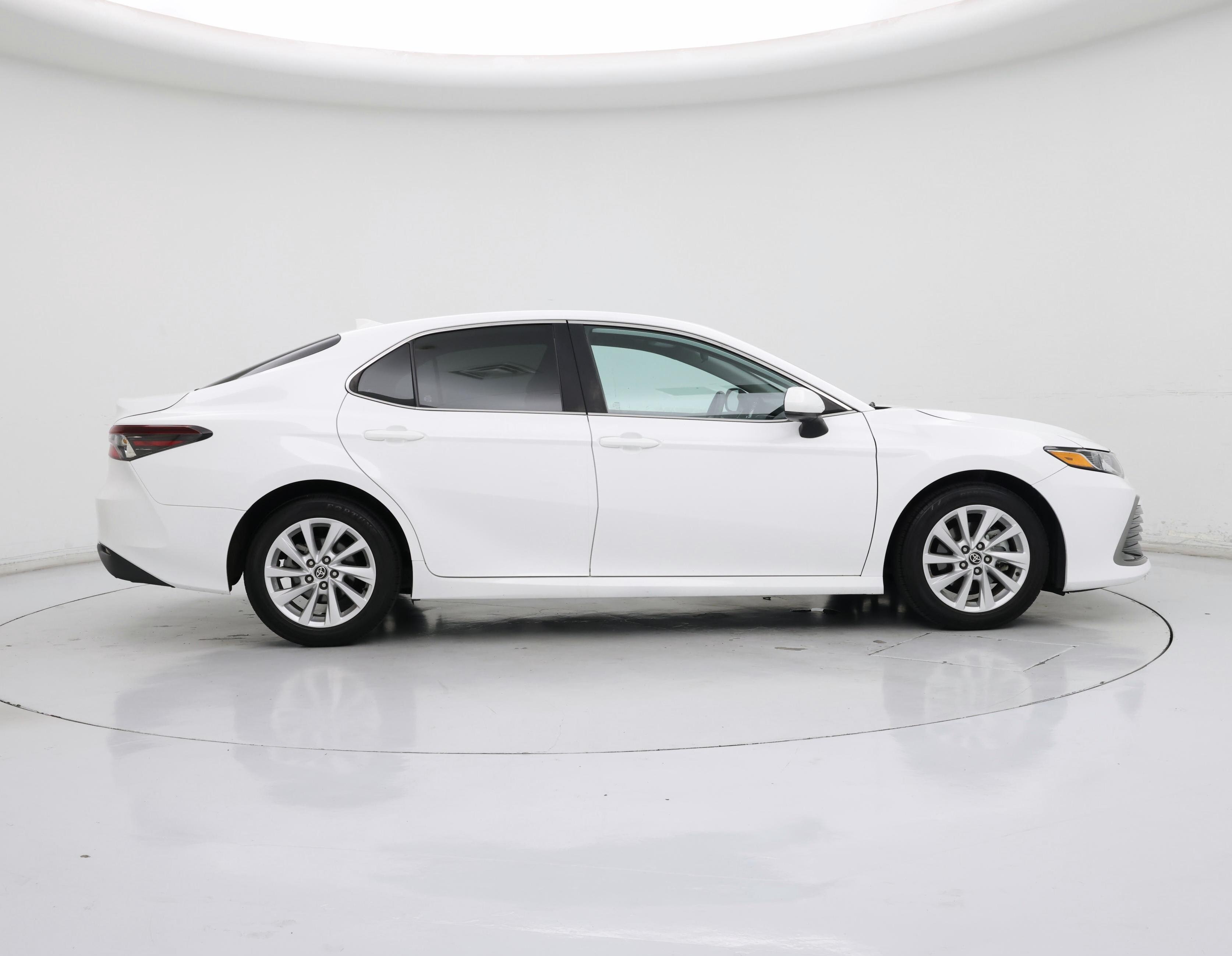 Thumbnail: 2022 Toyota Camry - 7