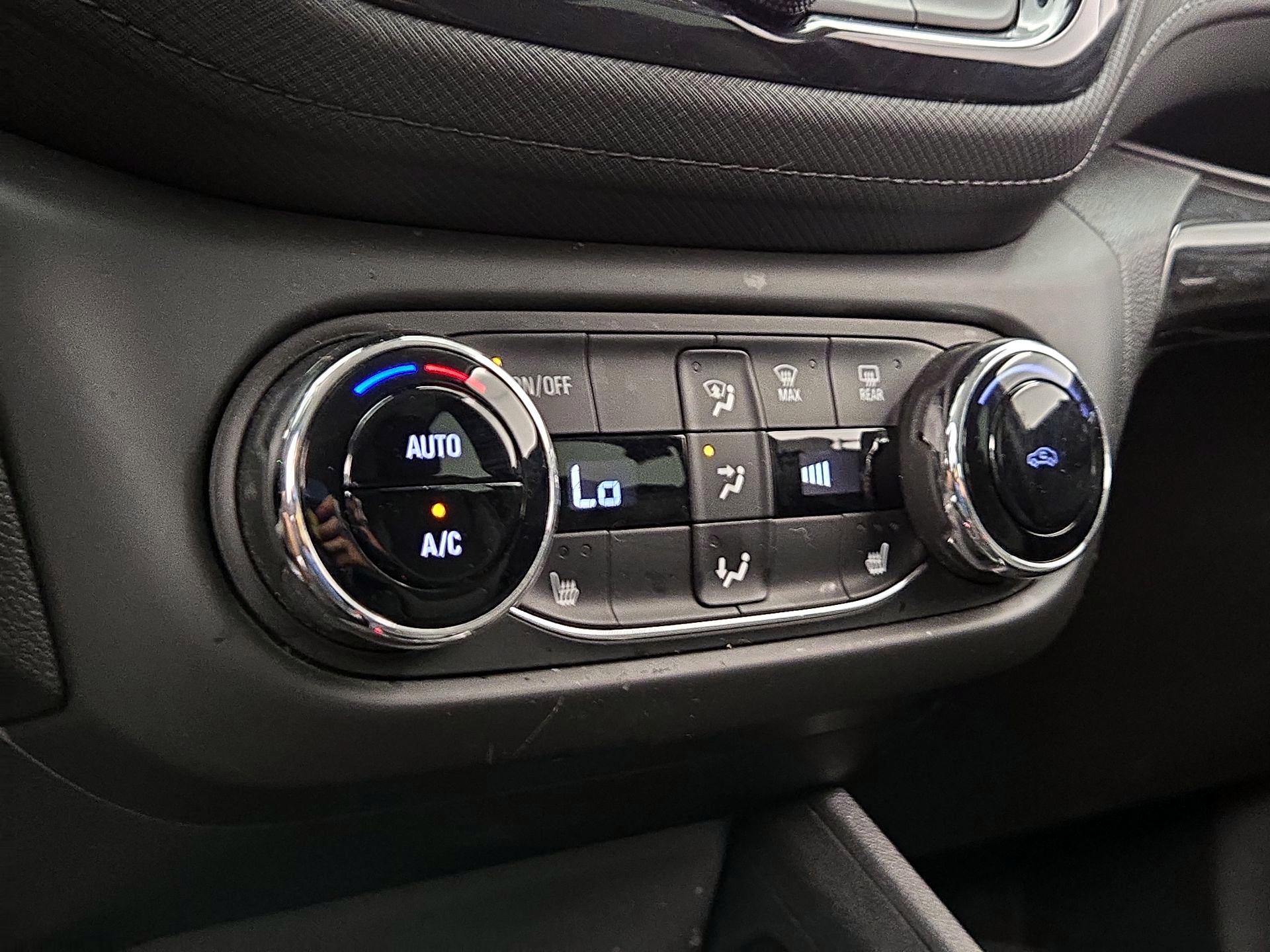 Thumbnail: 2021 Chevrolet TrailBlazer - 16
