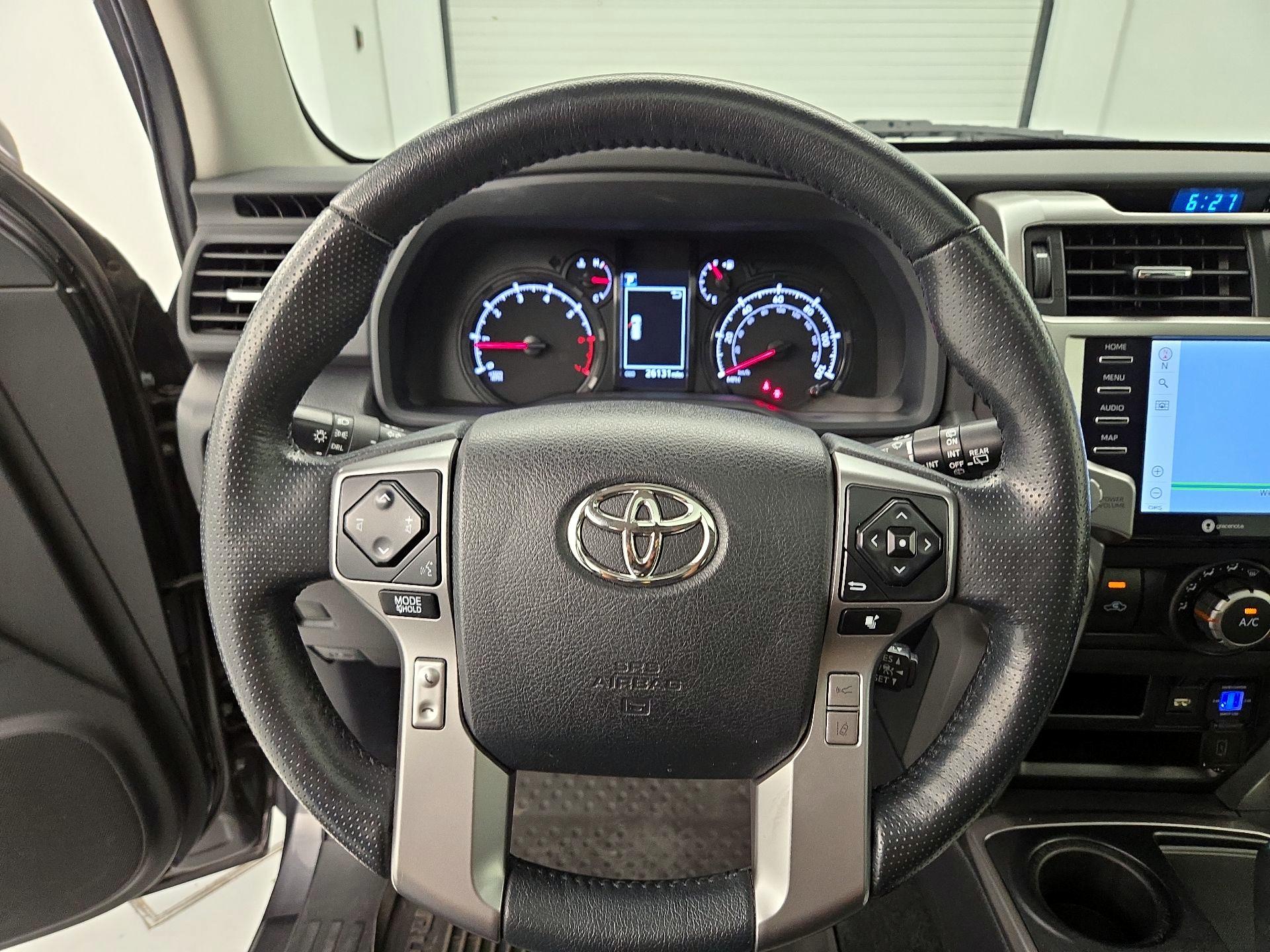 Thumbnail: 2023 Toyota 4Runner - 10