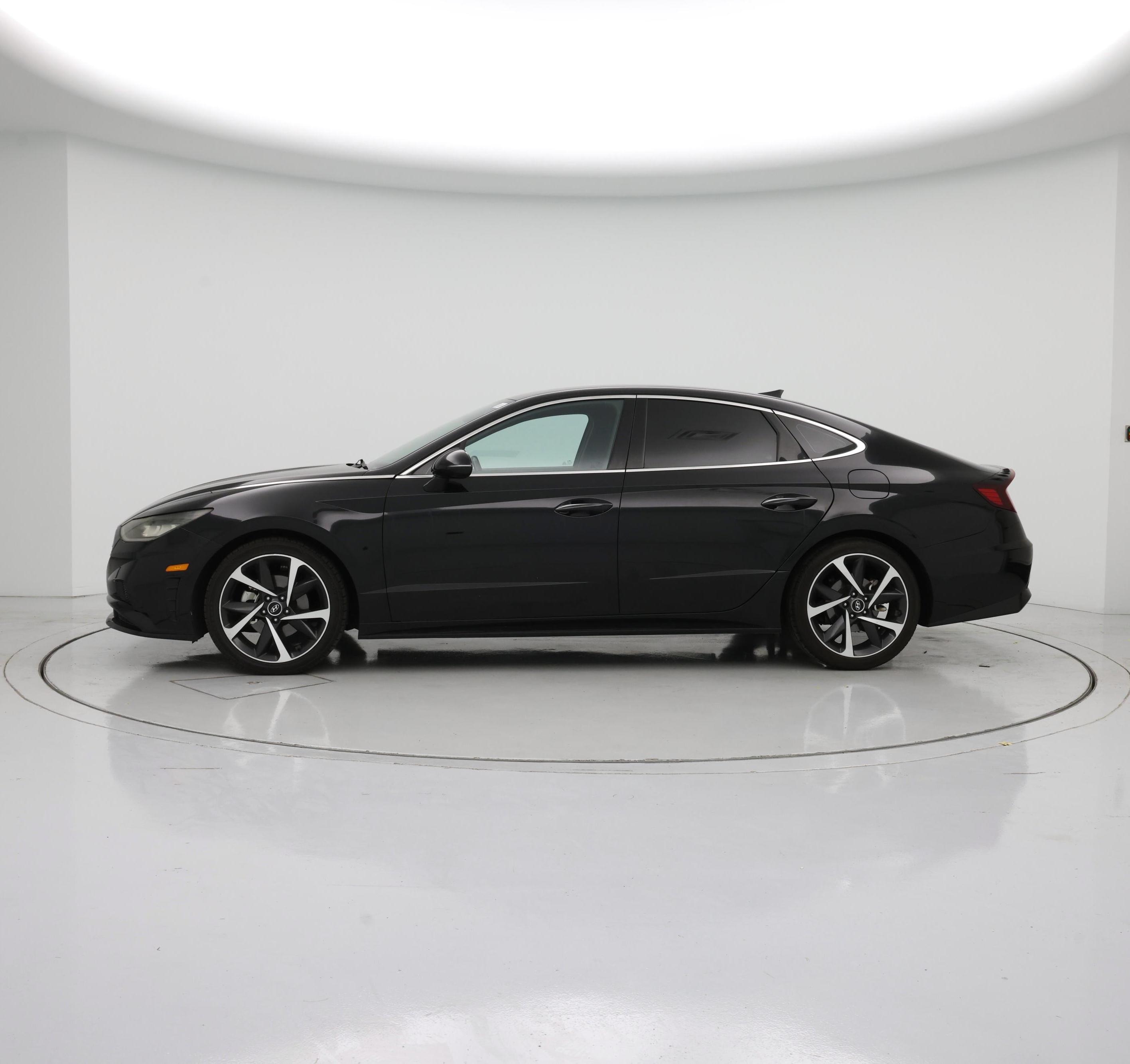 Thumbnail: 2021 Hyundai Sonata - 3