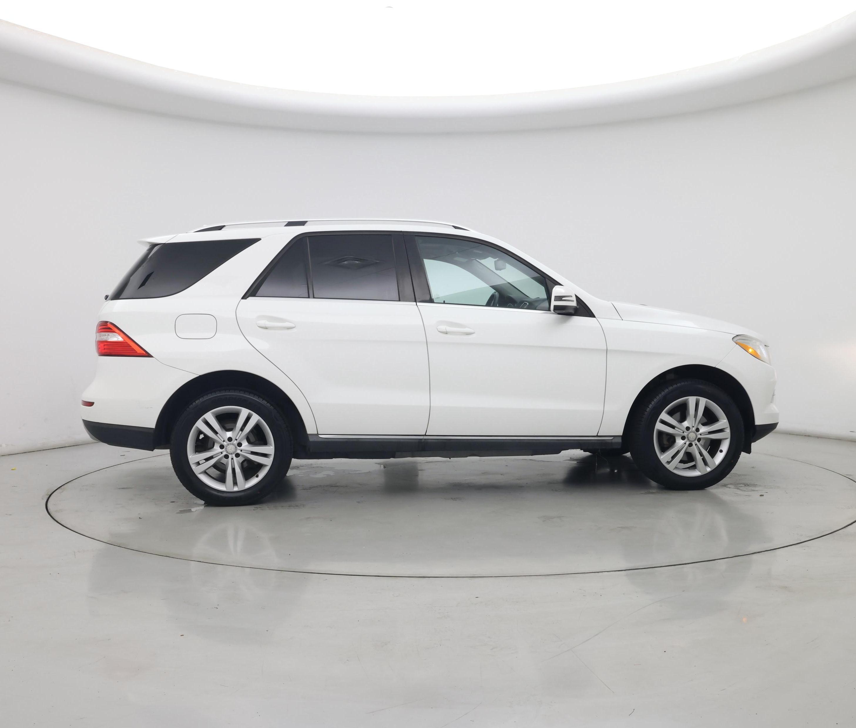 Thumbnail: 2015 Mercedes-Benz M-Class - 7