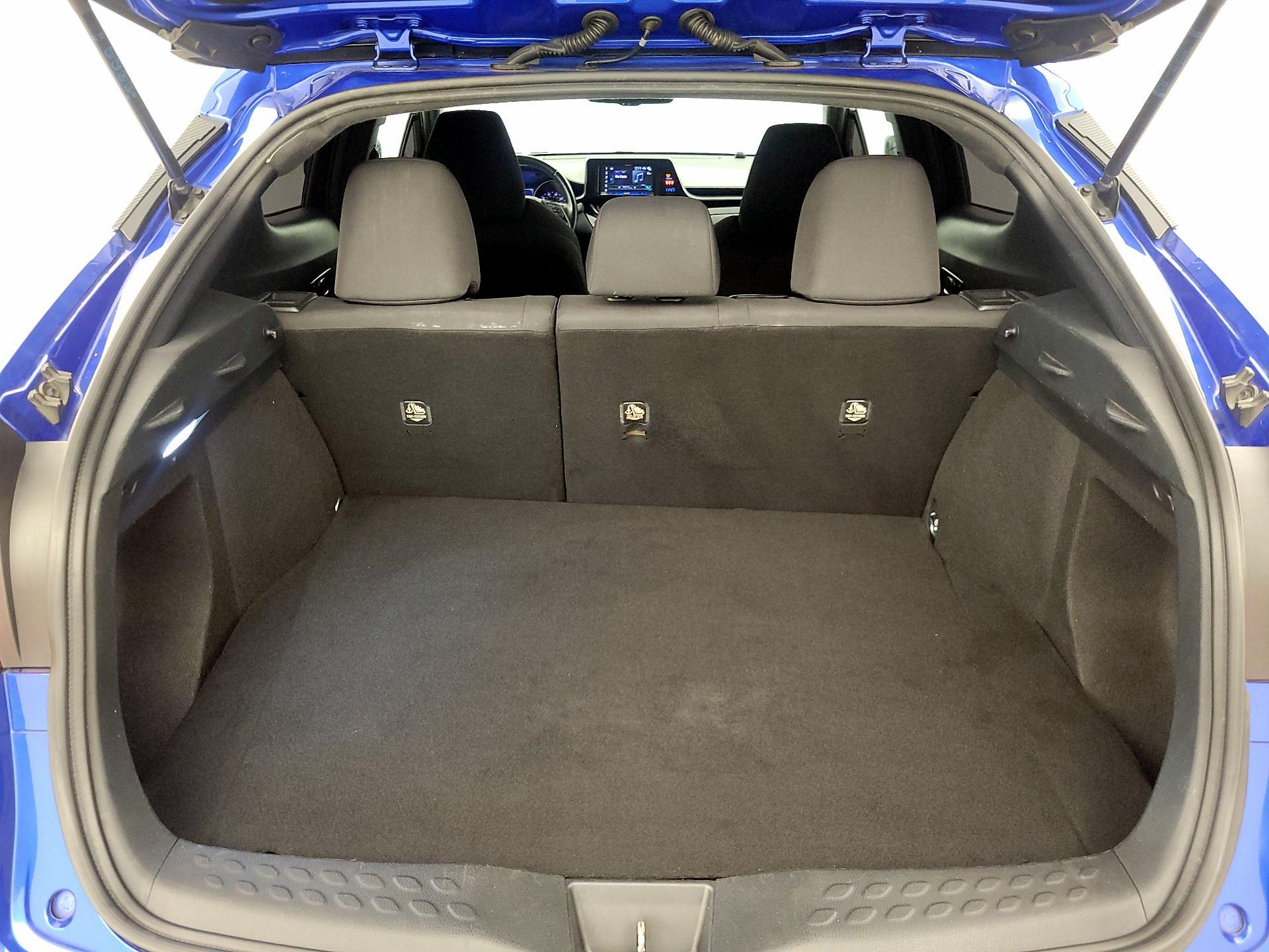 Thumbnail: 2018 Toyota C-HR - 20