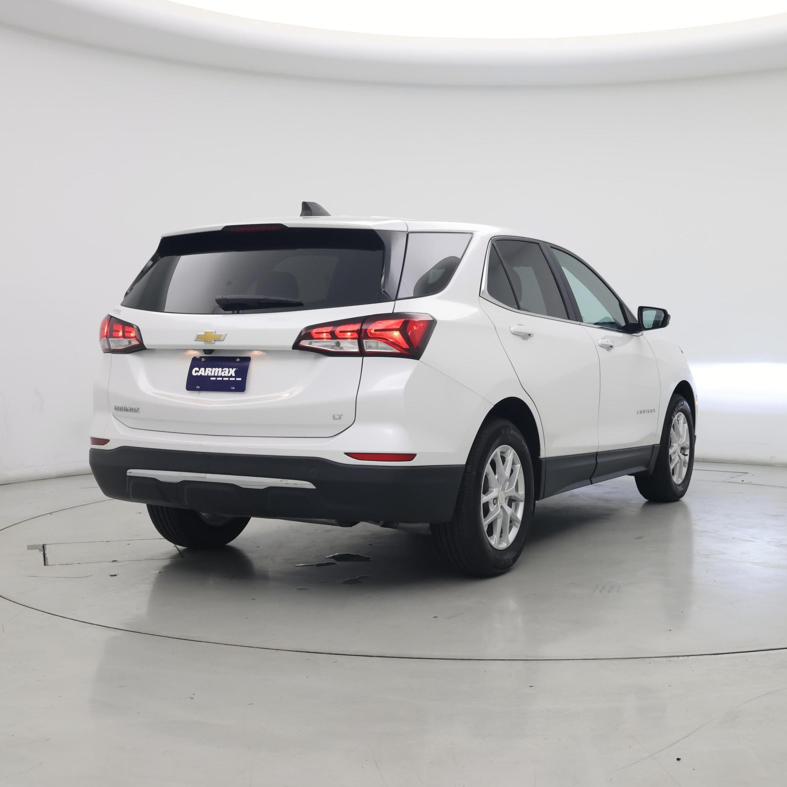 Thumbnail: 2022 Chevrolet Equinox - 8
