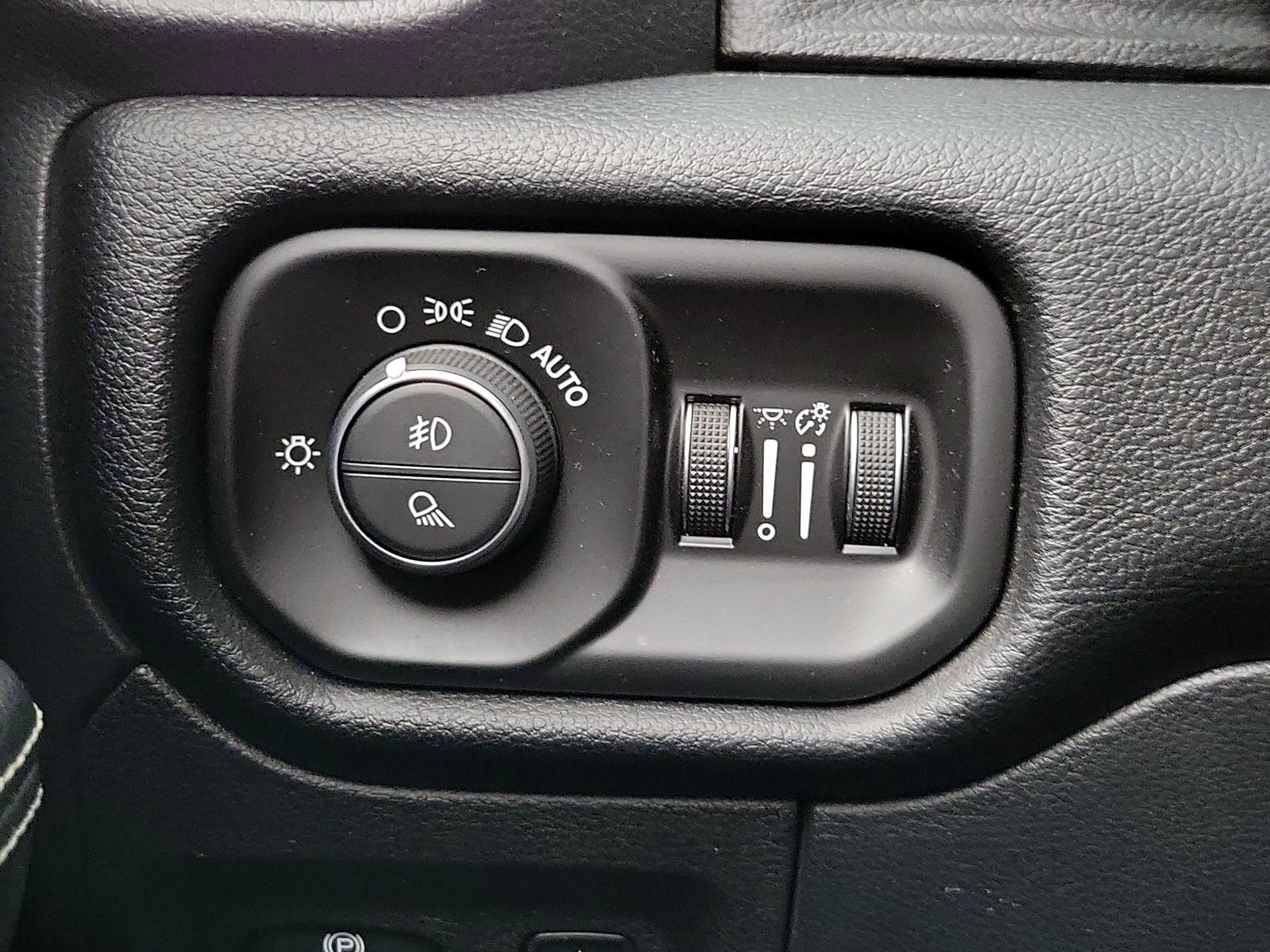 Thumbnail: 2022 RAM 1500 - 13