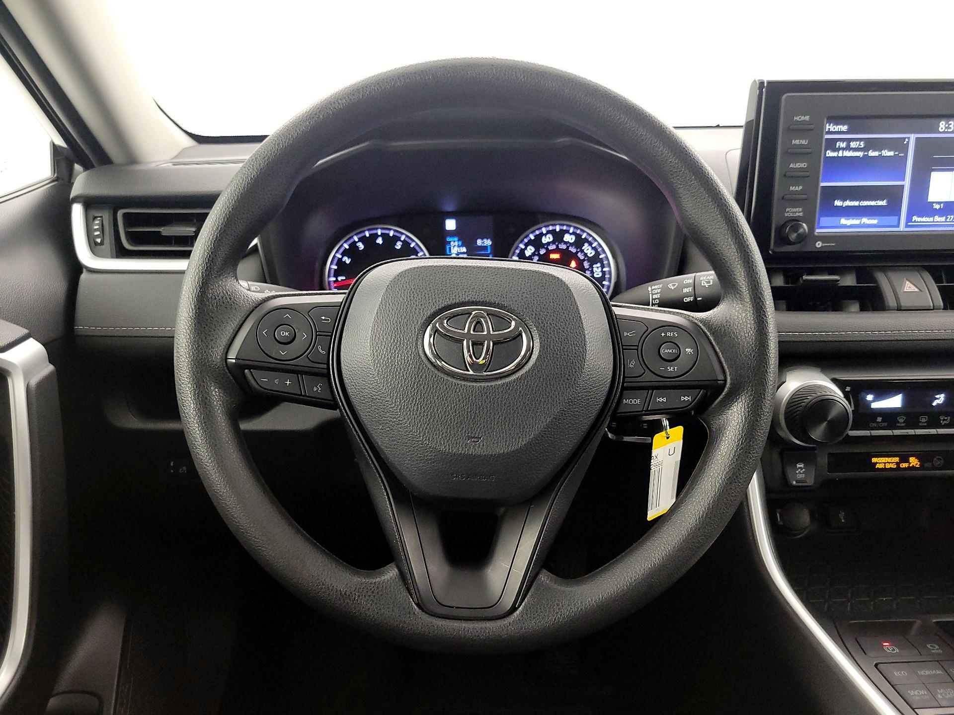 Thumbnail: 2022 Toyota RAV4 - 10