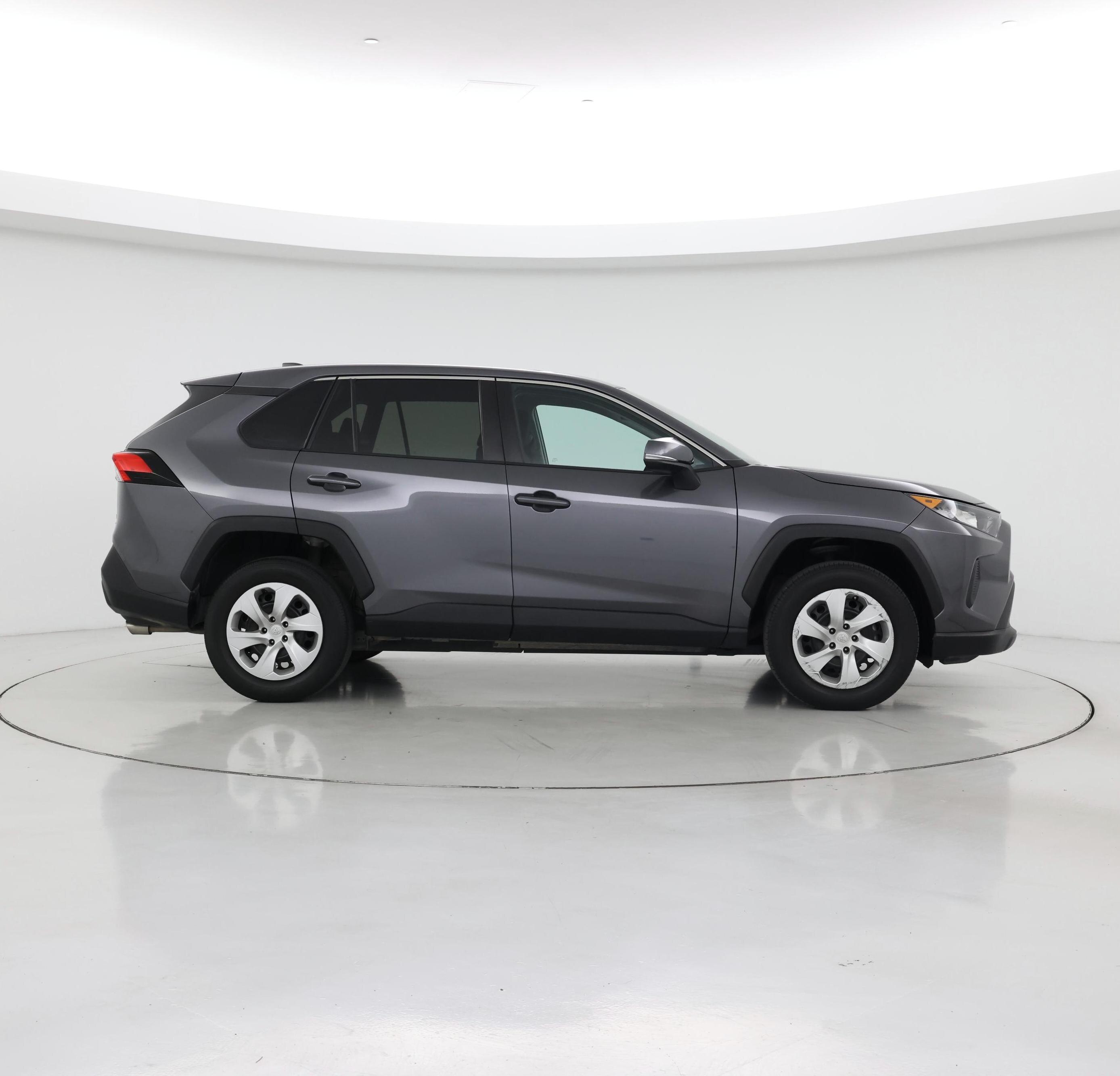 Thumbnail: 2022 Toyota RAV4 - 7