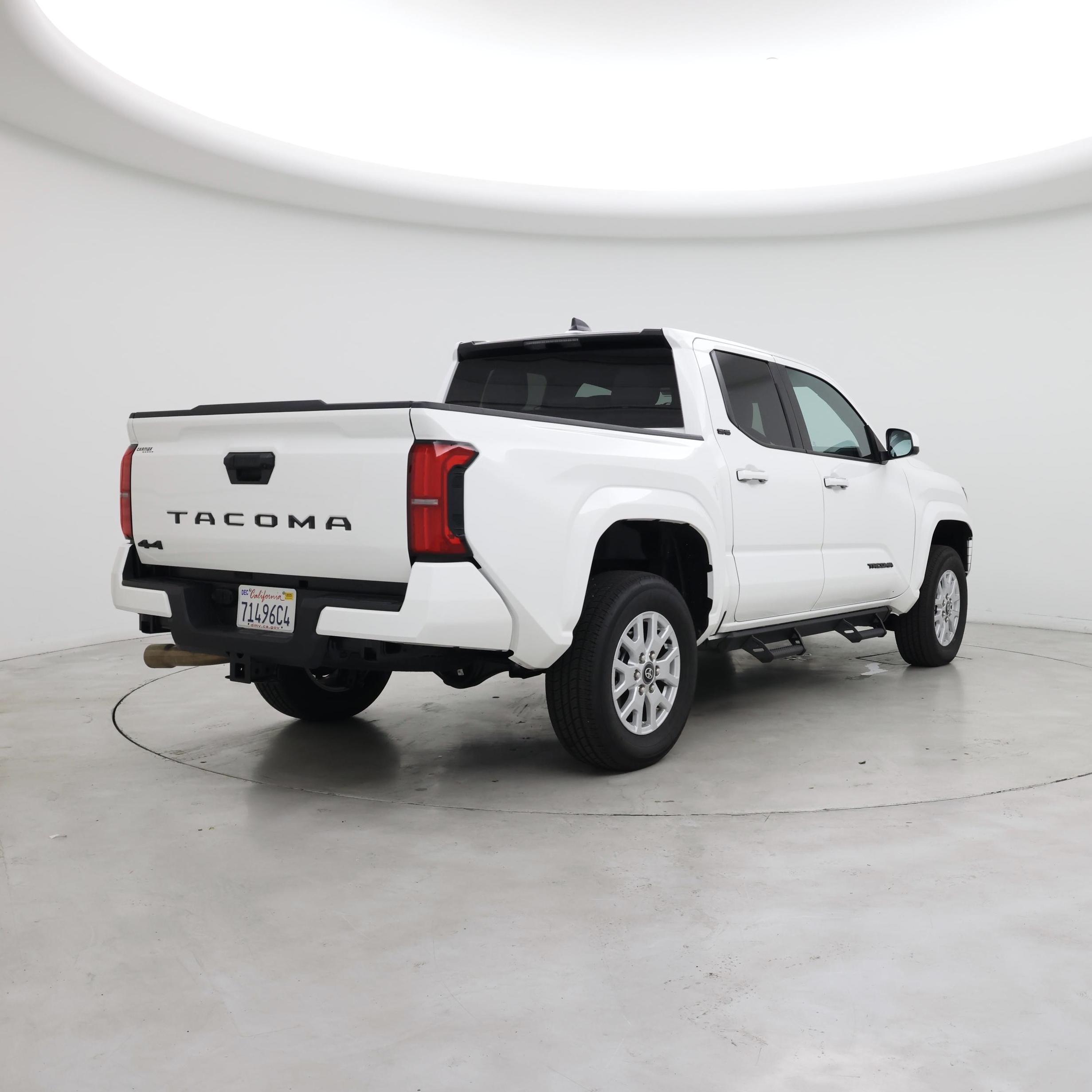 Thumbnail: 2024 Toyota Tacoma - 8