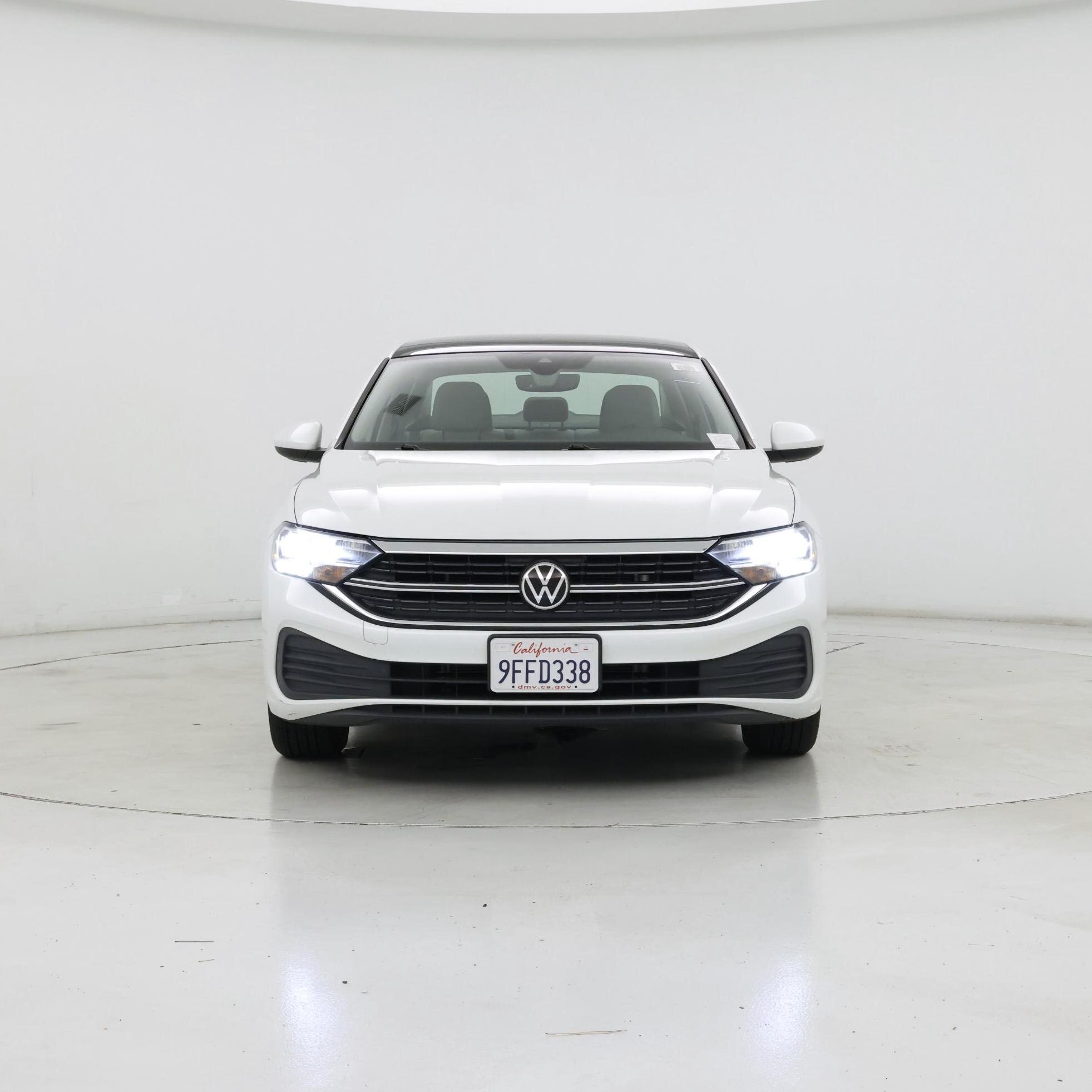 Thumbnail: 2023 Volkswagen Jetta - 5
