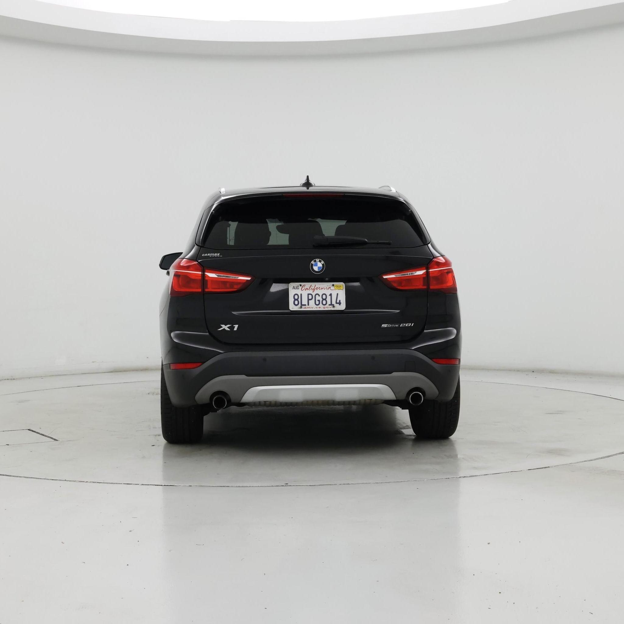 Thumbnail: 2019 BMW X1 - 6