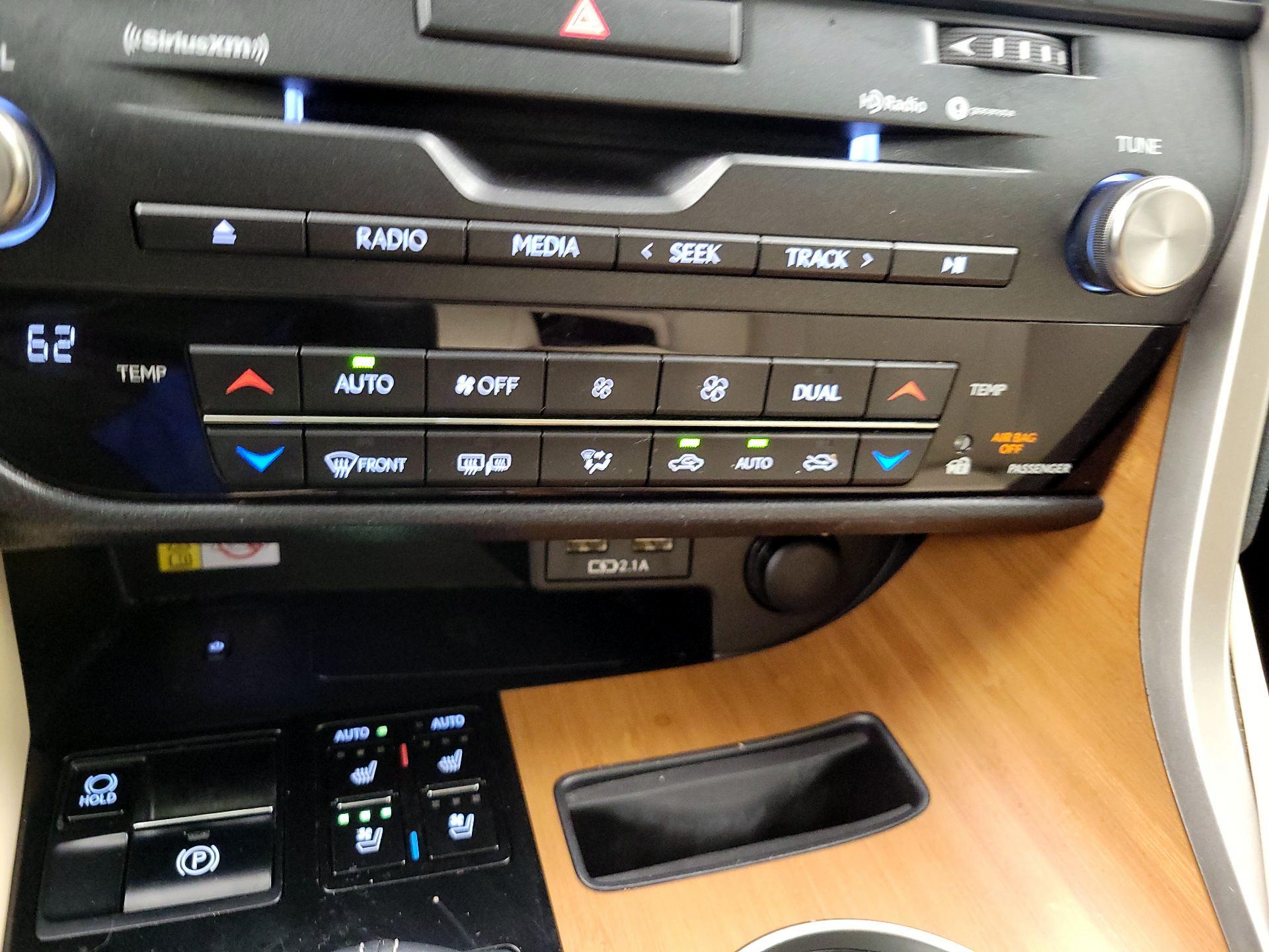 Thumbnail: 2021 Lexus RX - 16