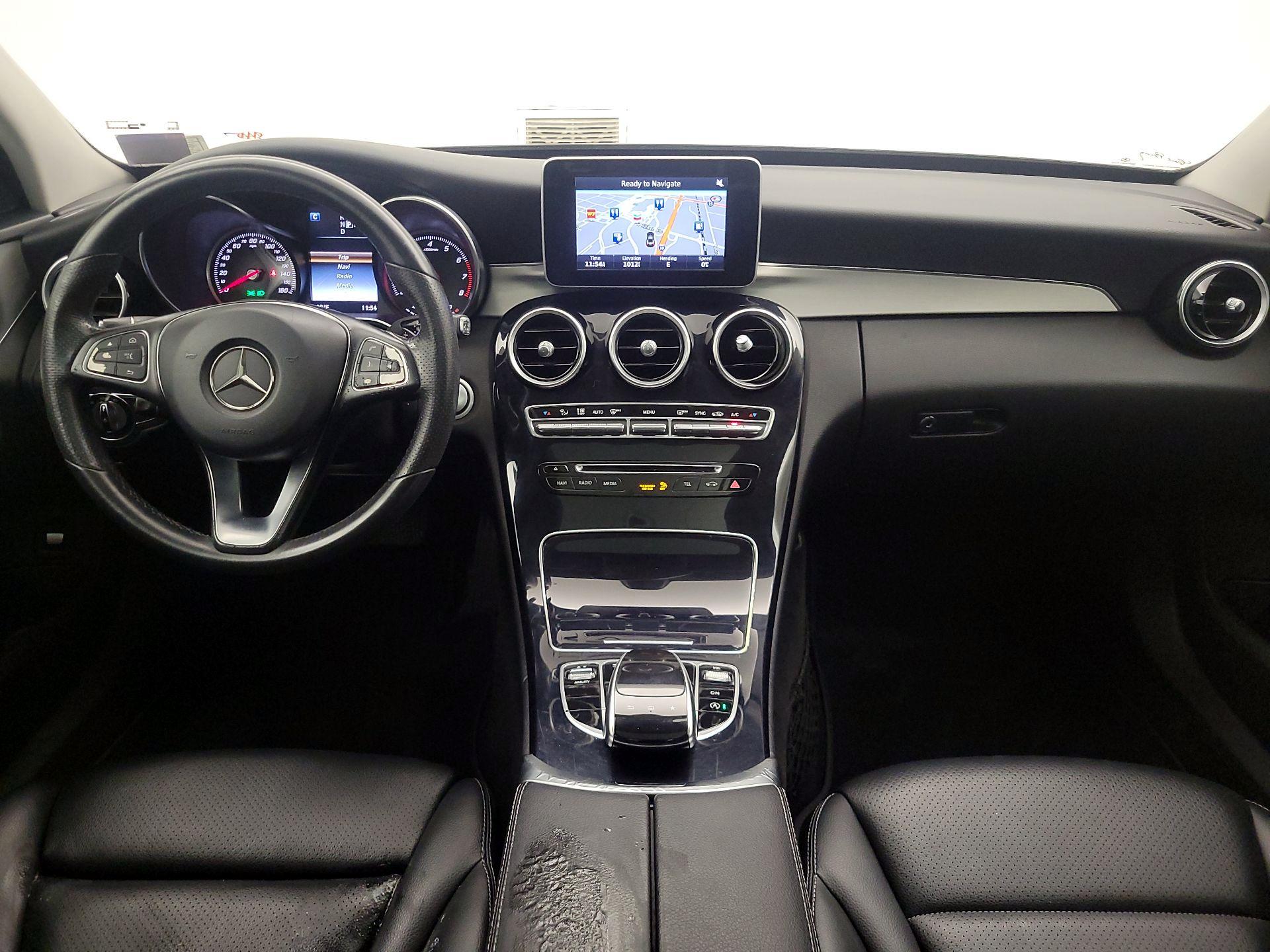 Thumbnail: 2015 Mercedes-Benz C-Class - 9
