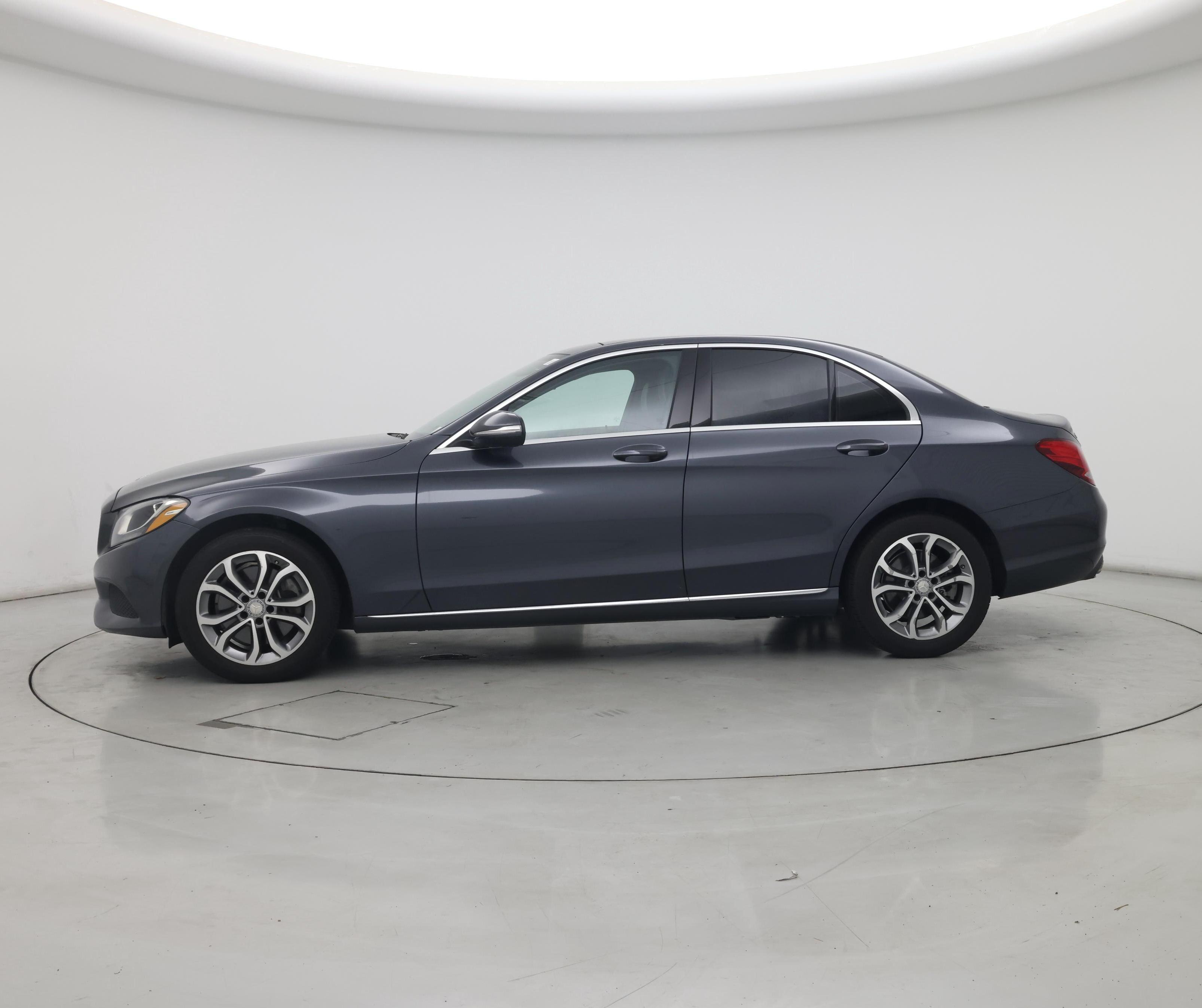 Thumbnail: 2015 Mercedes-Benz C-Class - 3
