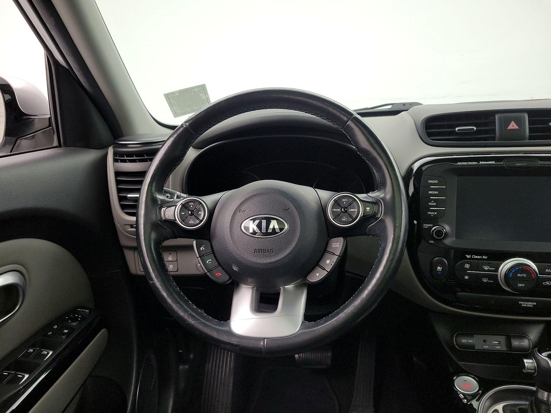 Thumbnail: 2018 Kia Soul - 10