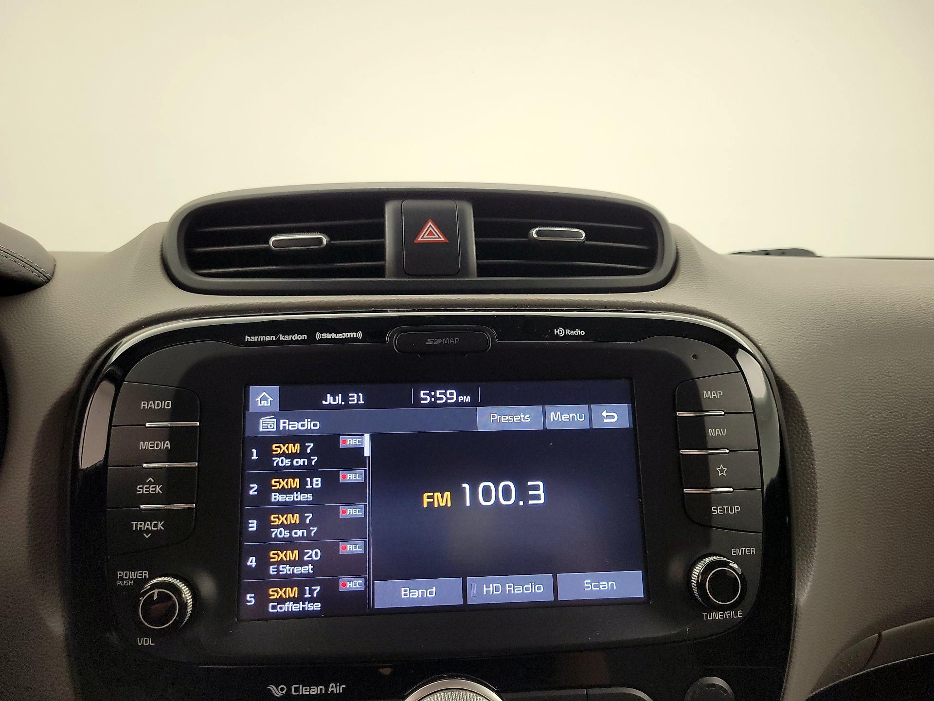 Thumbnail: 2018 Kia Soul - 16