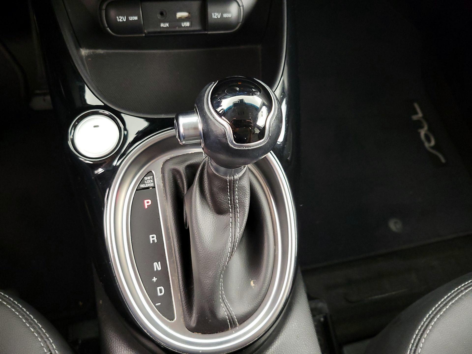 Thumbnail: 2018 Kia Soul - 18