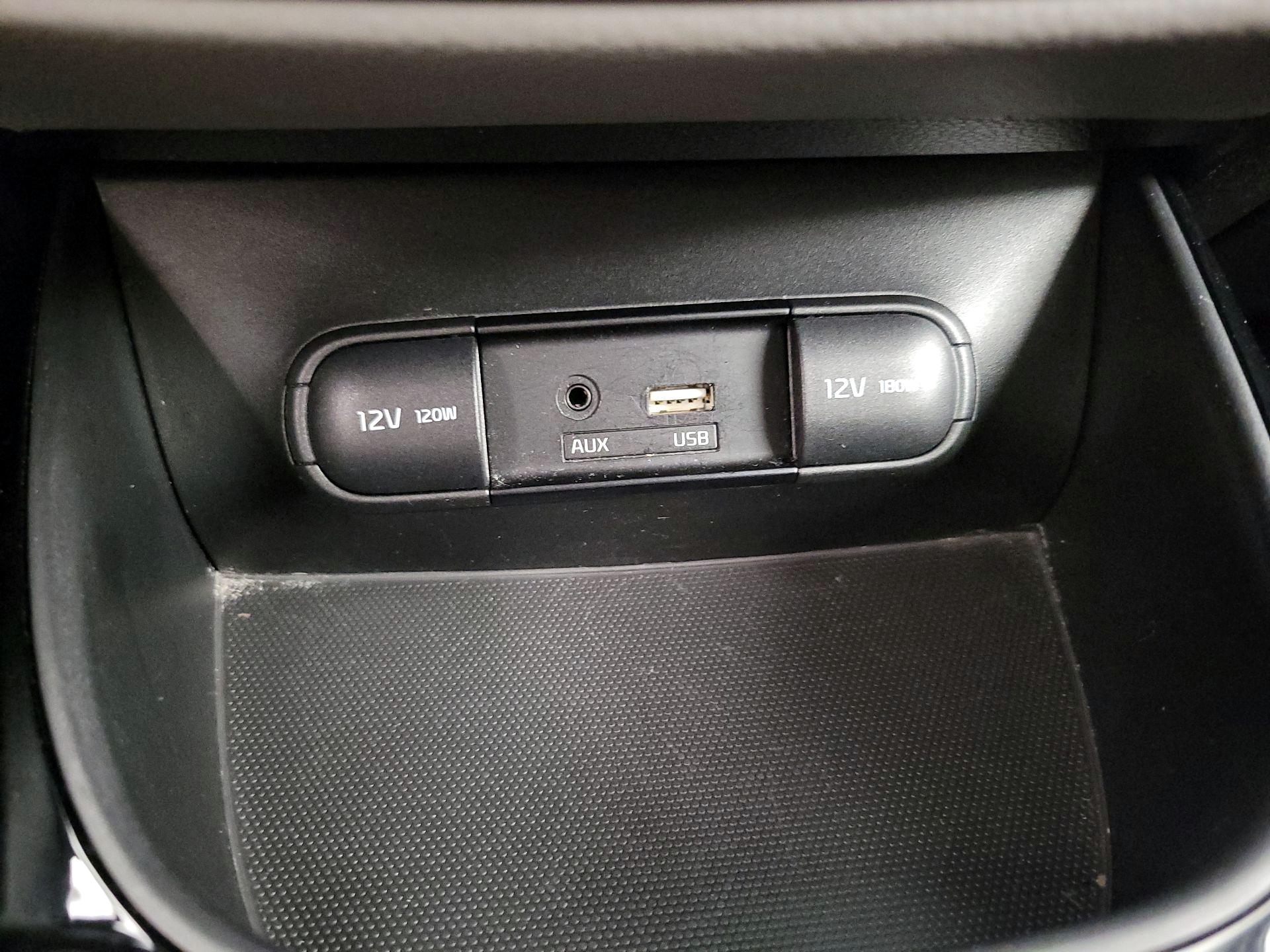 Thumbnail: 2018 Kia Soul - 19