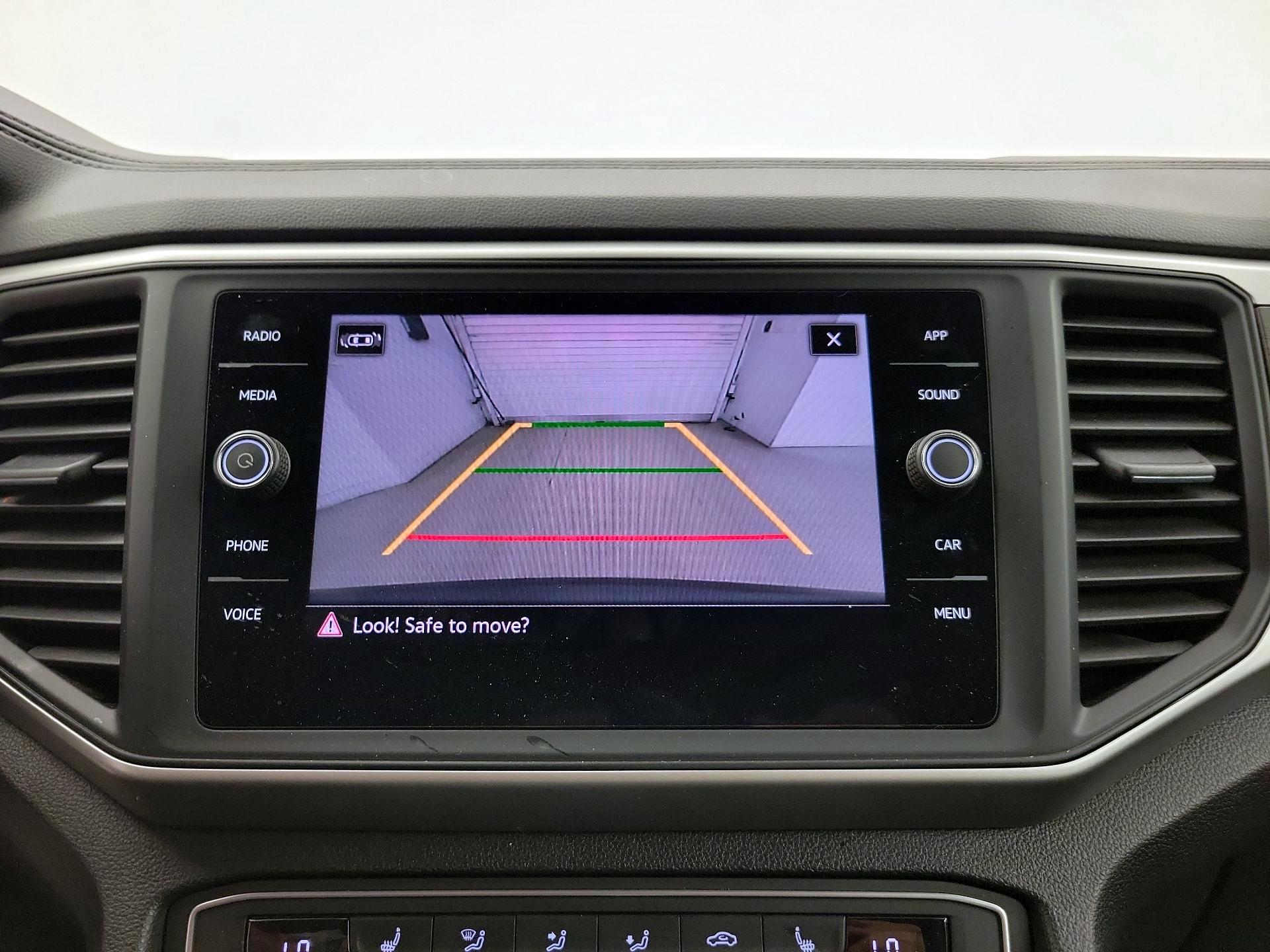 Thumbnail: 2021 Volkswagen Atlas - 14