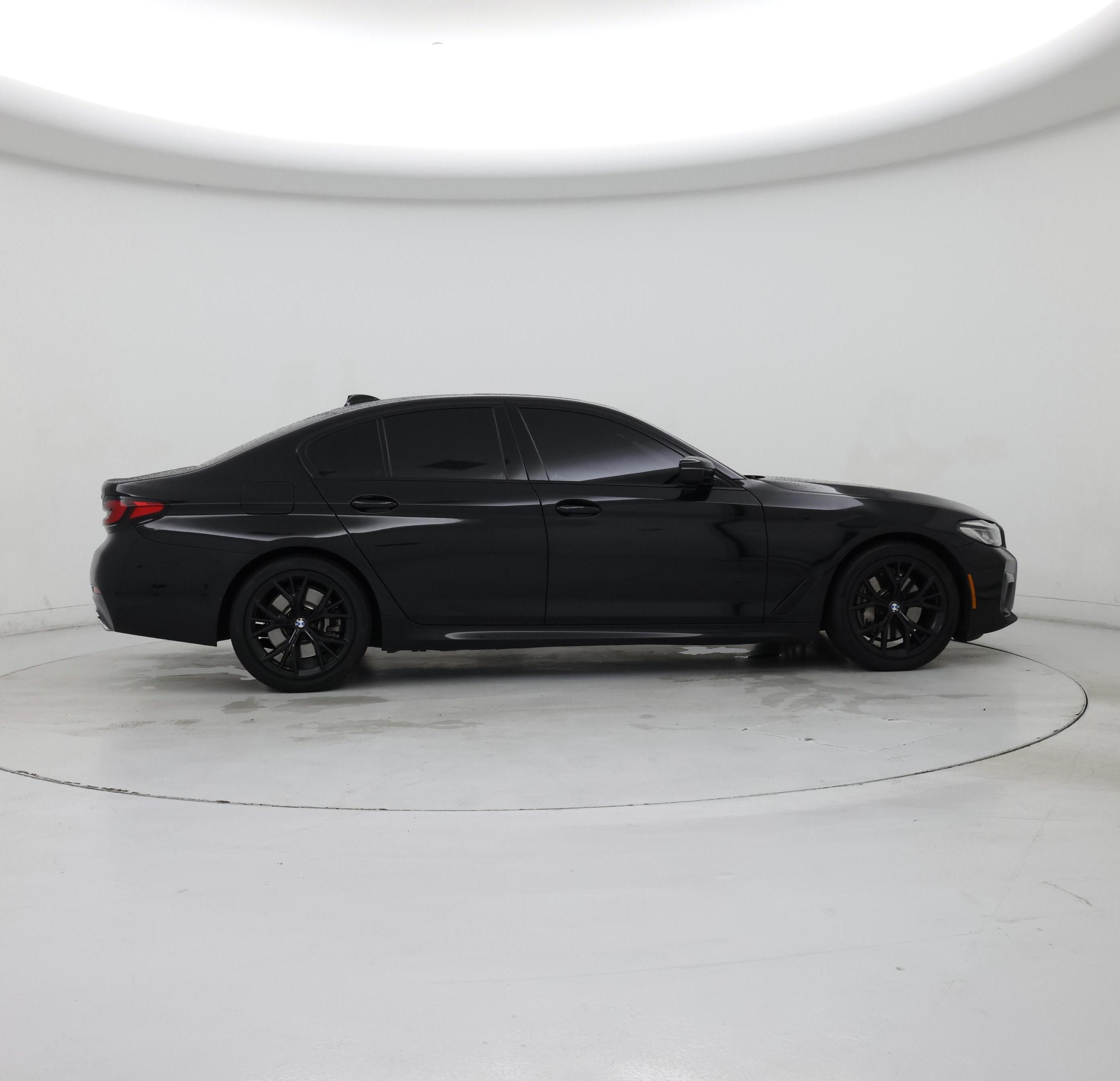 Thumbnail: 2022 BMW 5 Series - 7