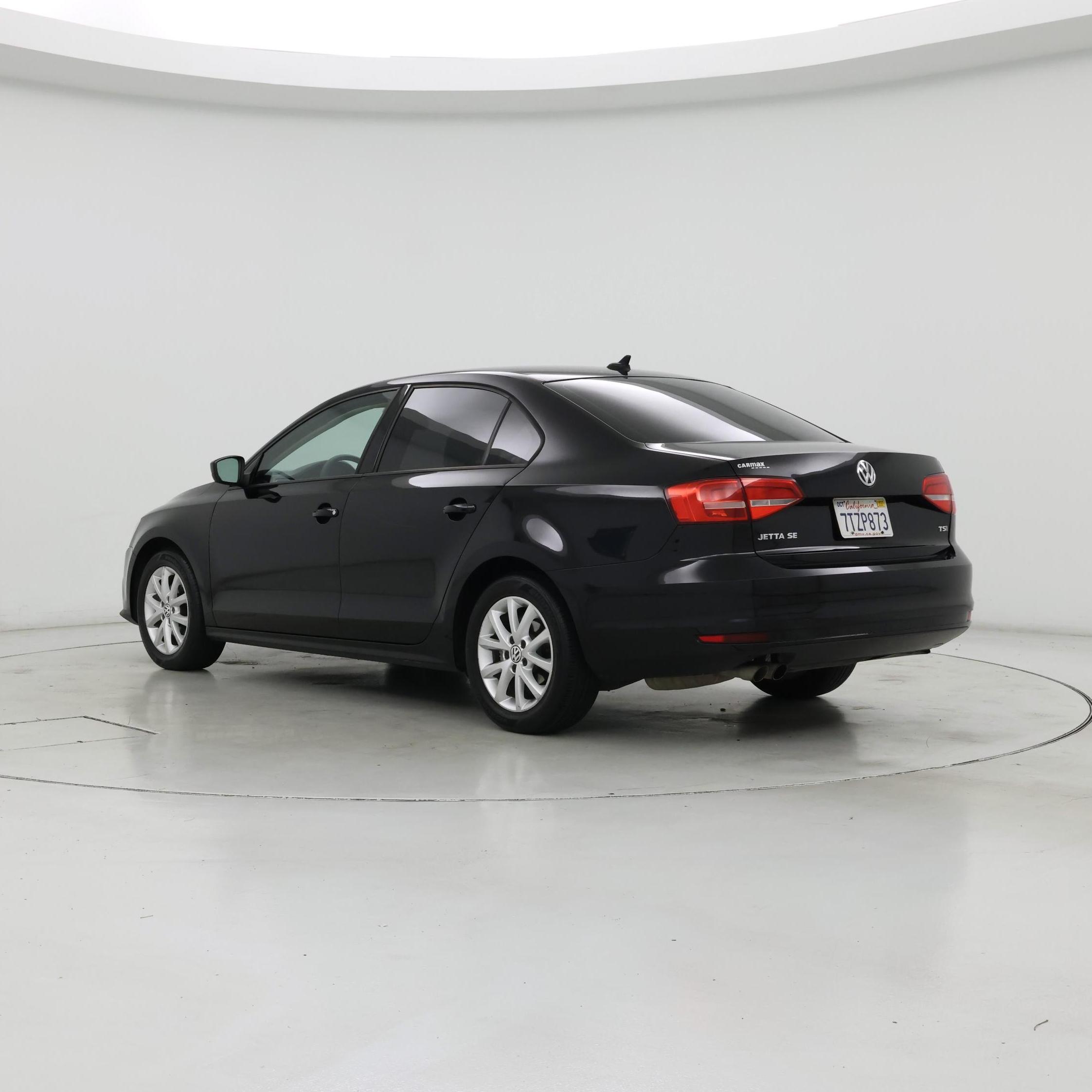 Thumbnail: 2015 Volkswagen Jetta - 2