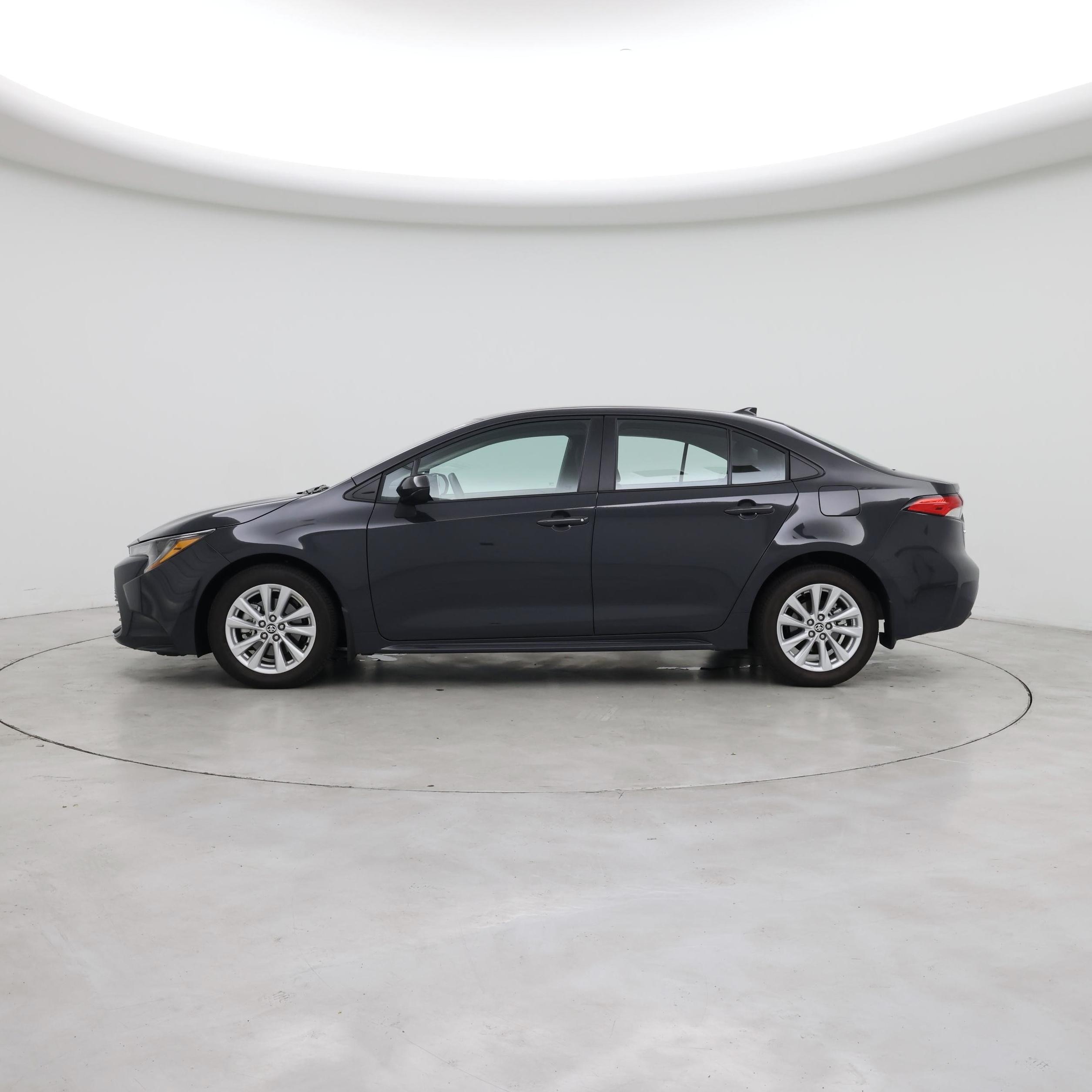 Thumbnail: 2025 Toyota Corolla - 3