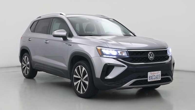 2022 Volkswagen Taos SE Hero Image