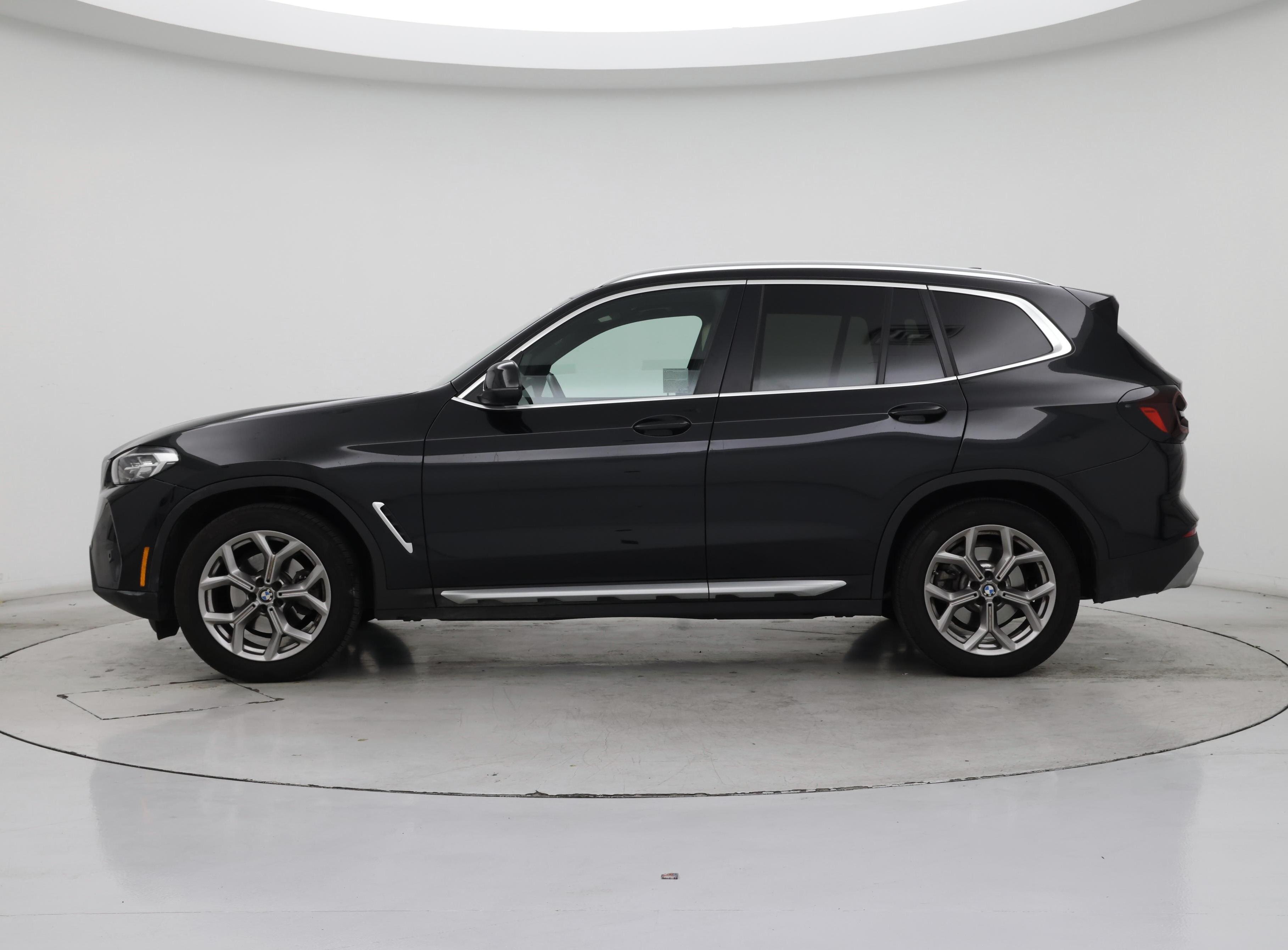 Thumbnail: 2022 BMW X3 - 3