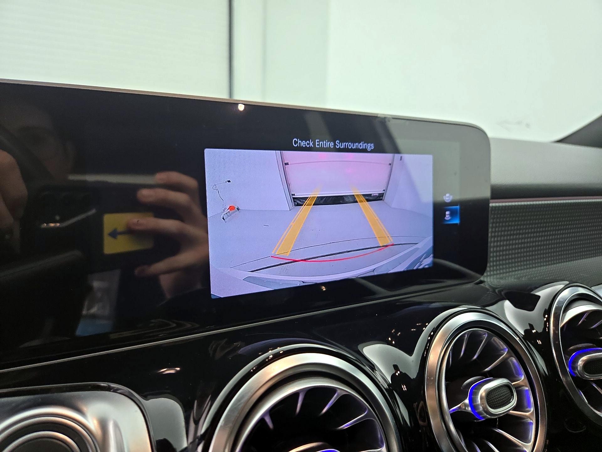 Thumbnail: 2021 Mercedes-Benz GLB - 14